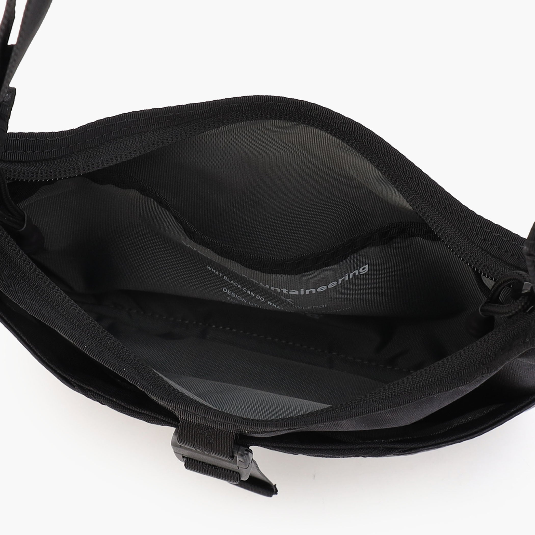 BLK White Mountaineering®︎×BR DAILY SACOCHE