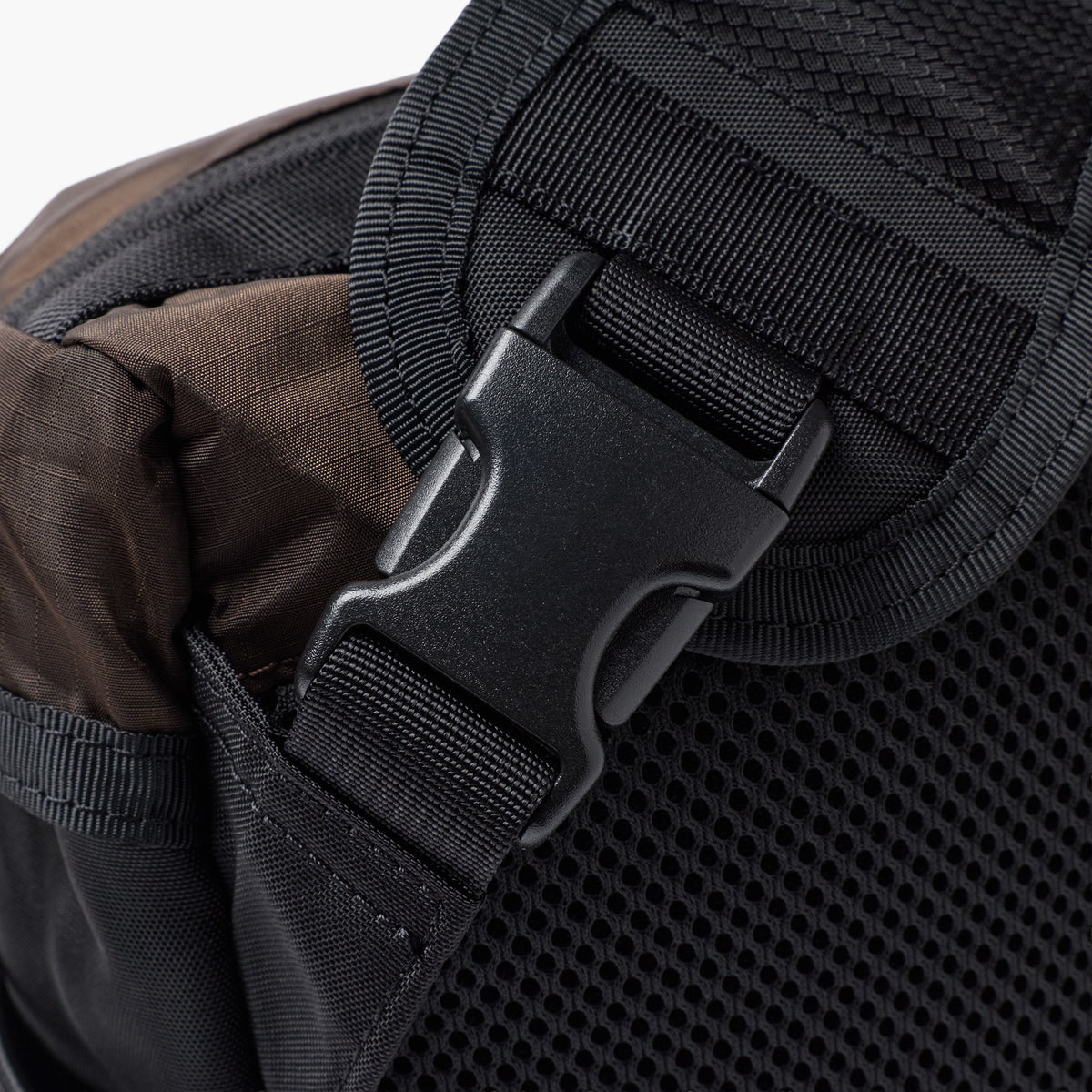 GAME SHOULDER