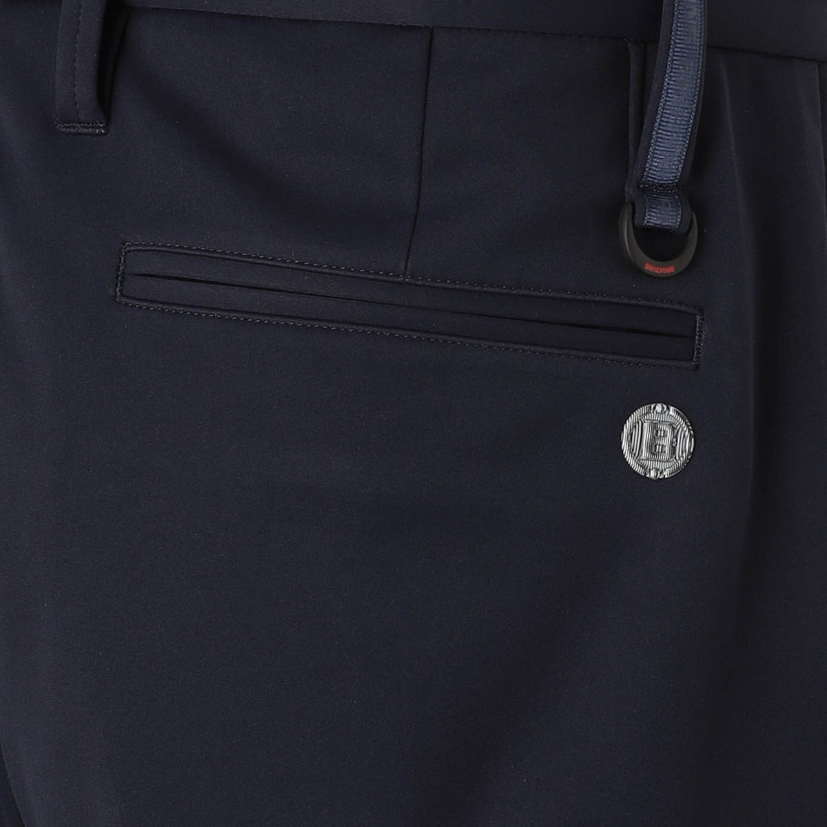 MEN’S STRAIGHT PANTS