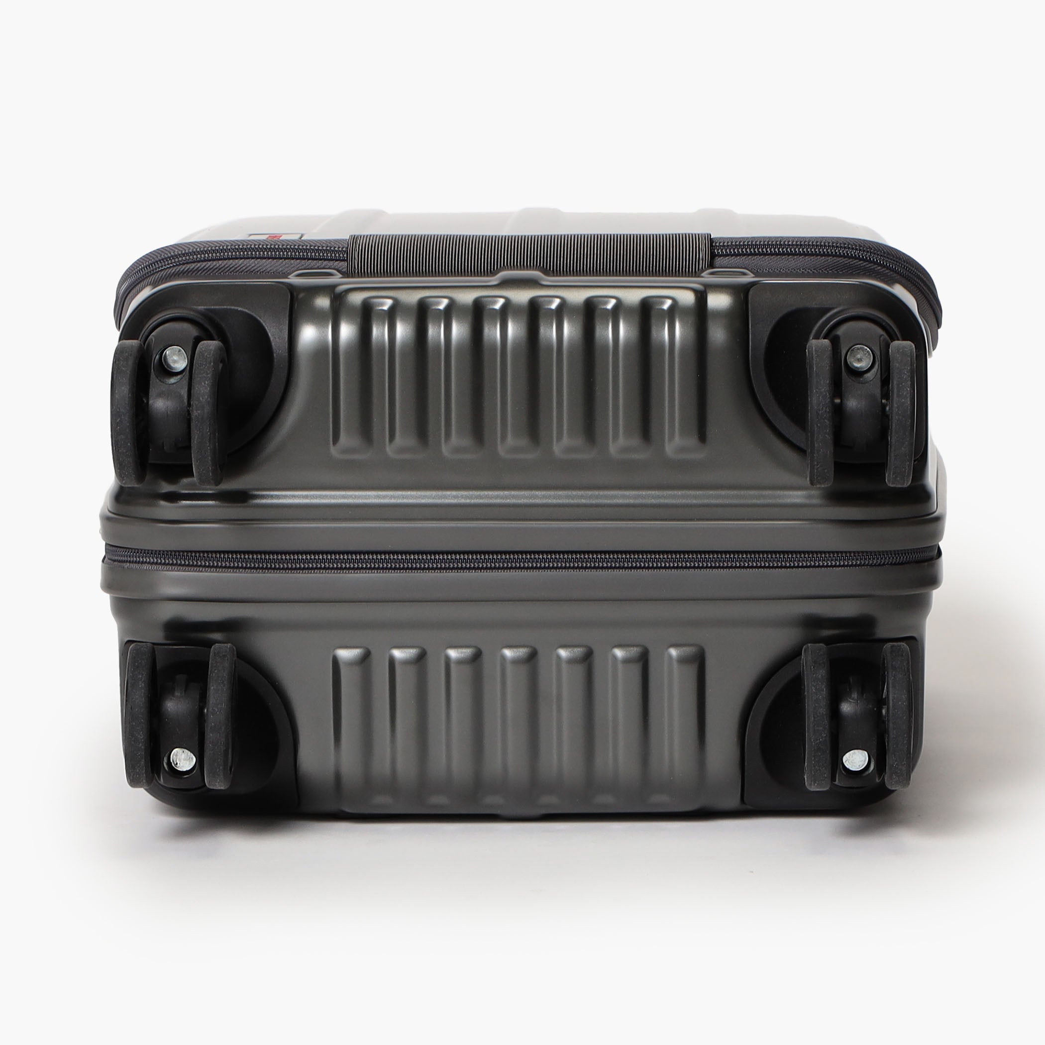 H 34F SD Polycarbonate Carry On Suitcase - BRIEFING Official