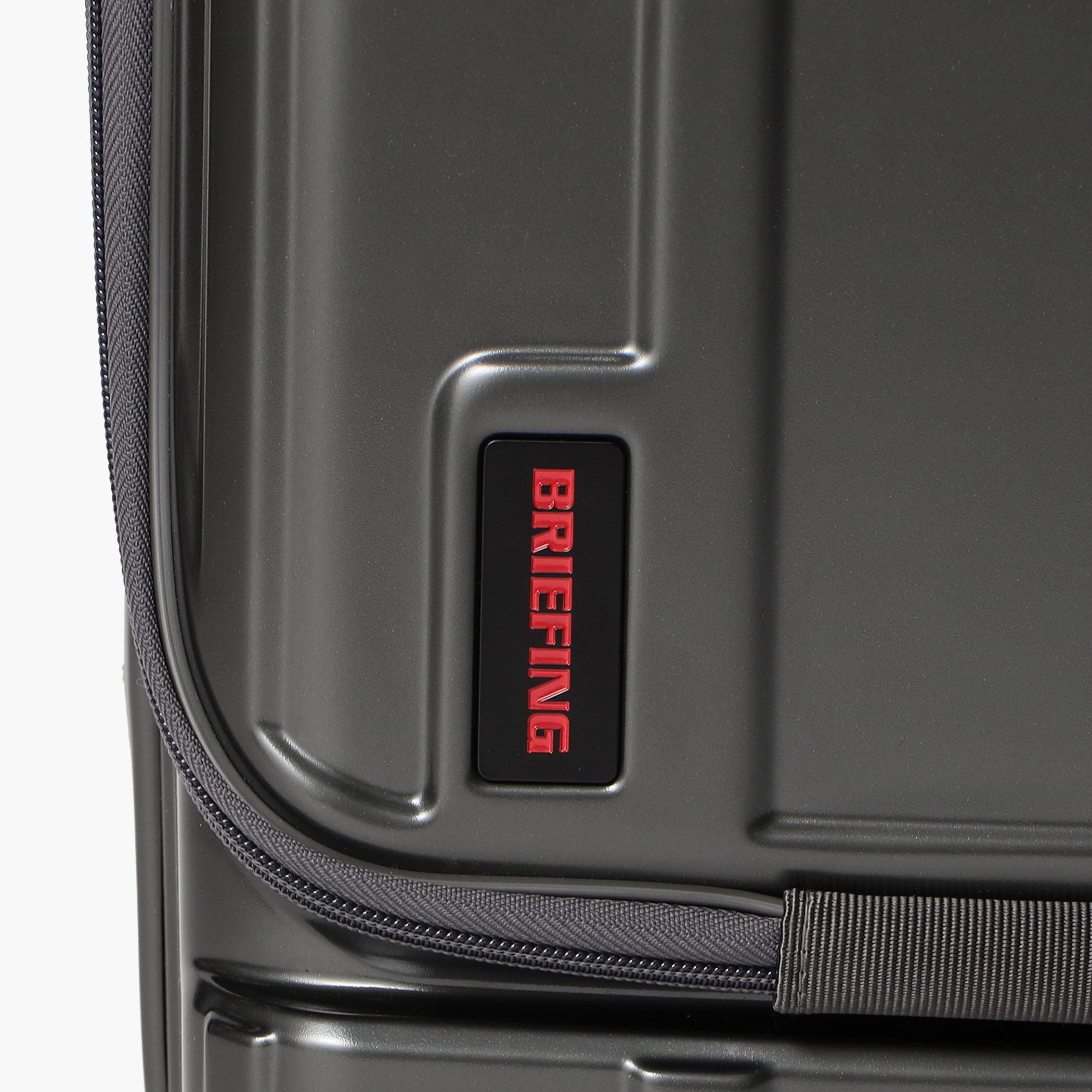 H 34F SD Polycarbonate Carry On Suitcase - BRIEFING Official
