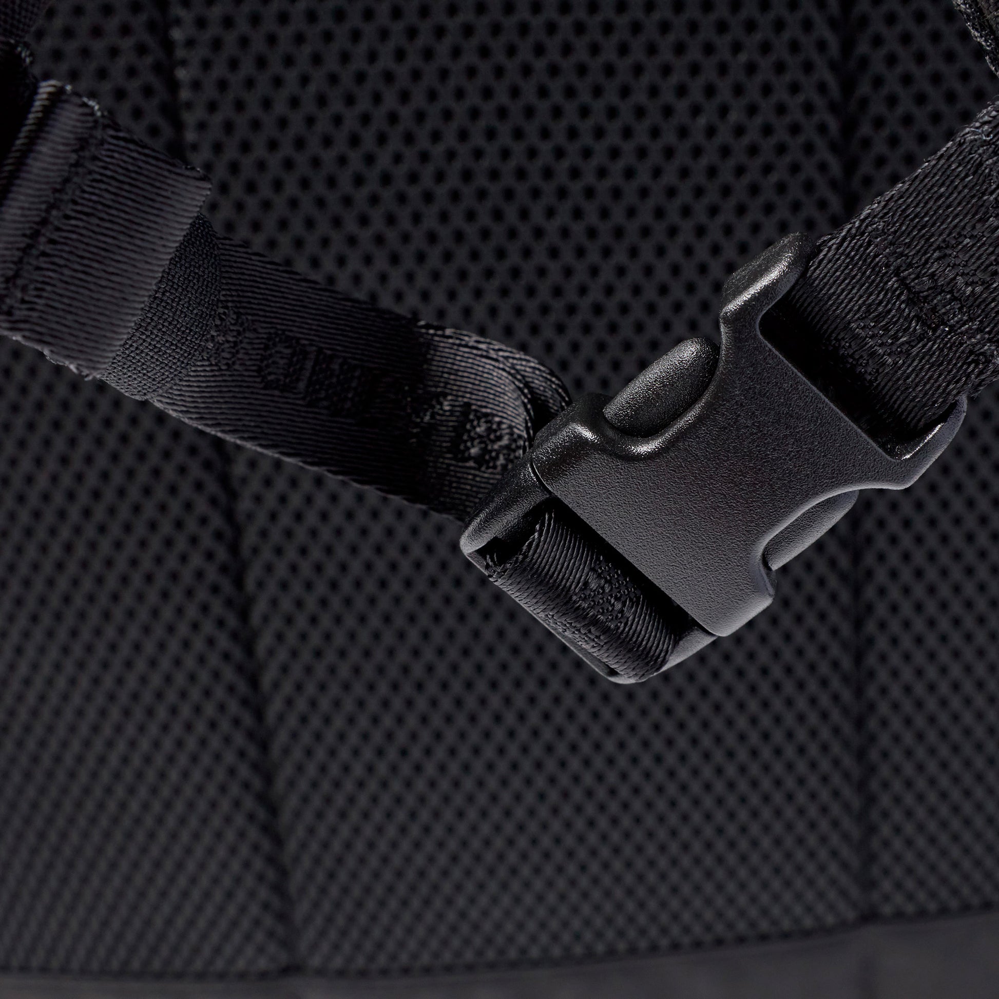 BRIEFING White Mountaineering NEOCHROME PACK, Bags, Business