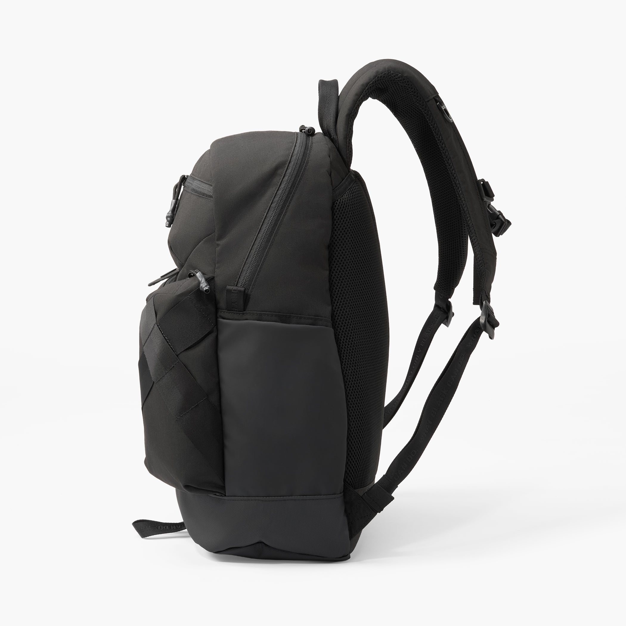 White Mountaineering NEOCHROME PACK