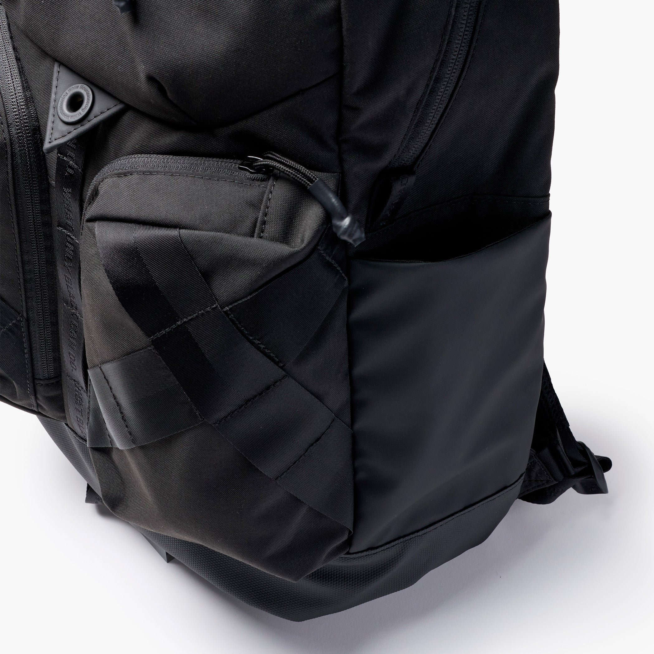 White Mountaineering NEOCHROME PACK