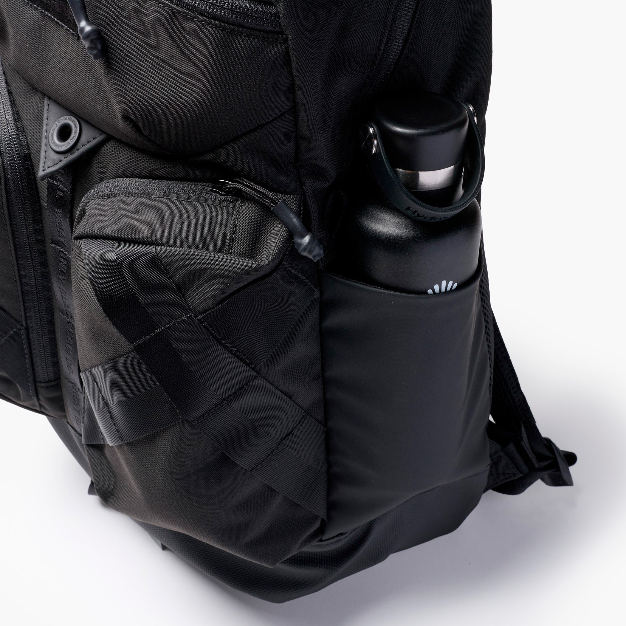 White Mountaineering NEOCHROME PACK