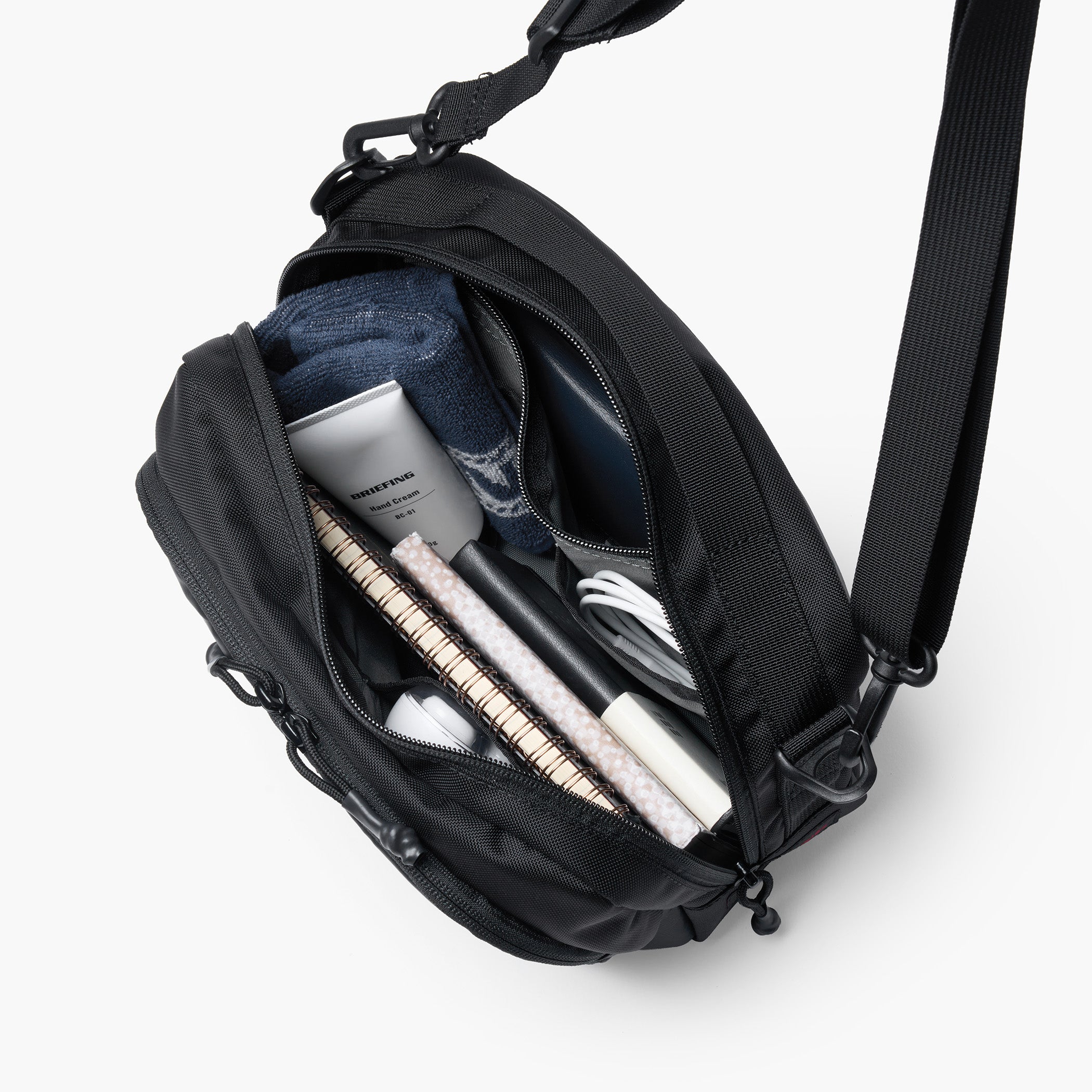 VIPER Travel Pouch Lightweight Waterproof | BRIEFING Official