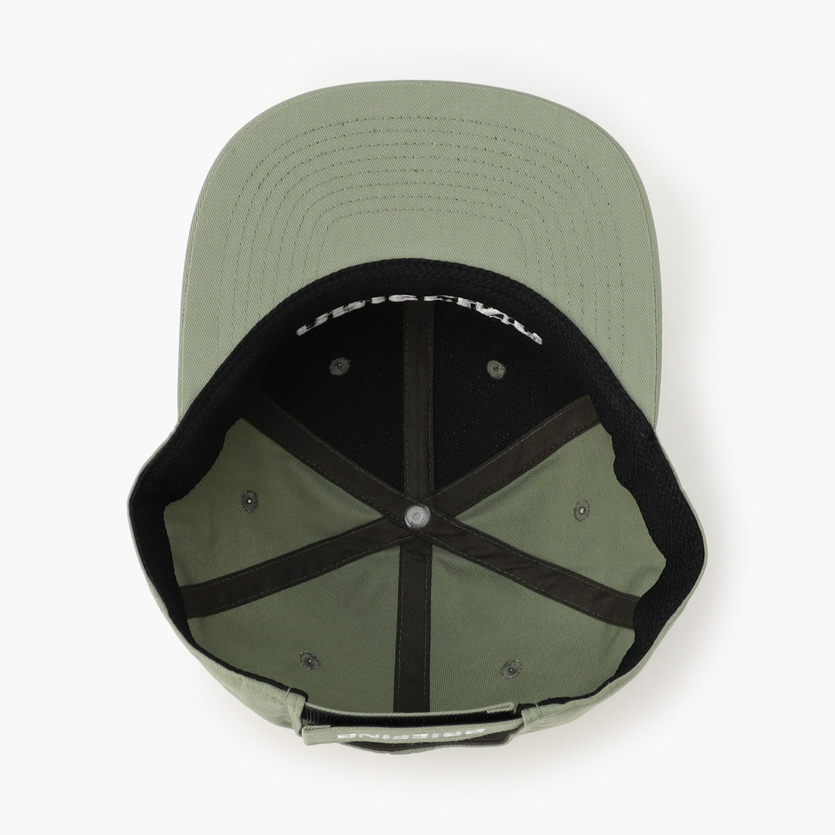 BRIEFING MEN’S BASIC FLAT VISOR CAP, Accessories, Golf