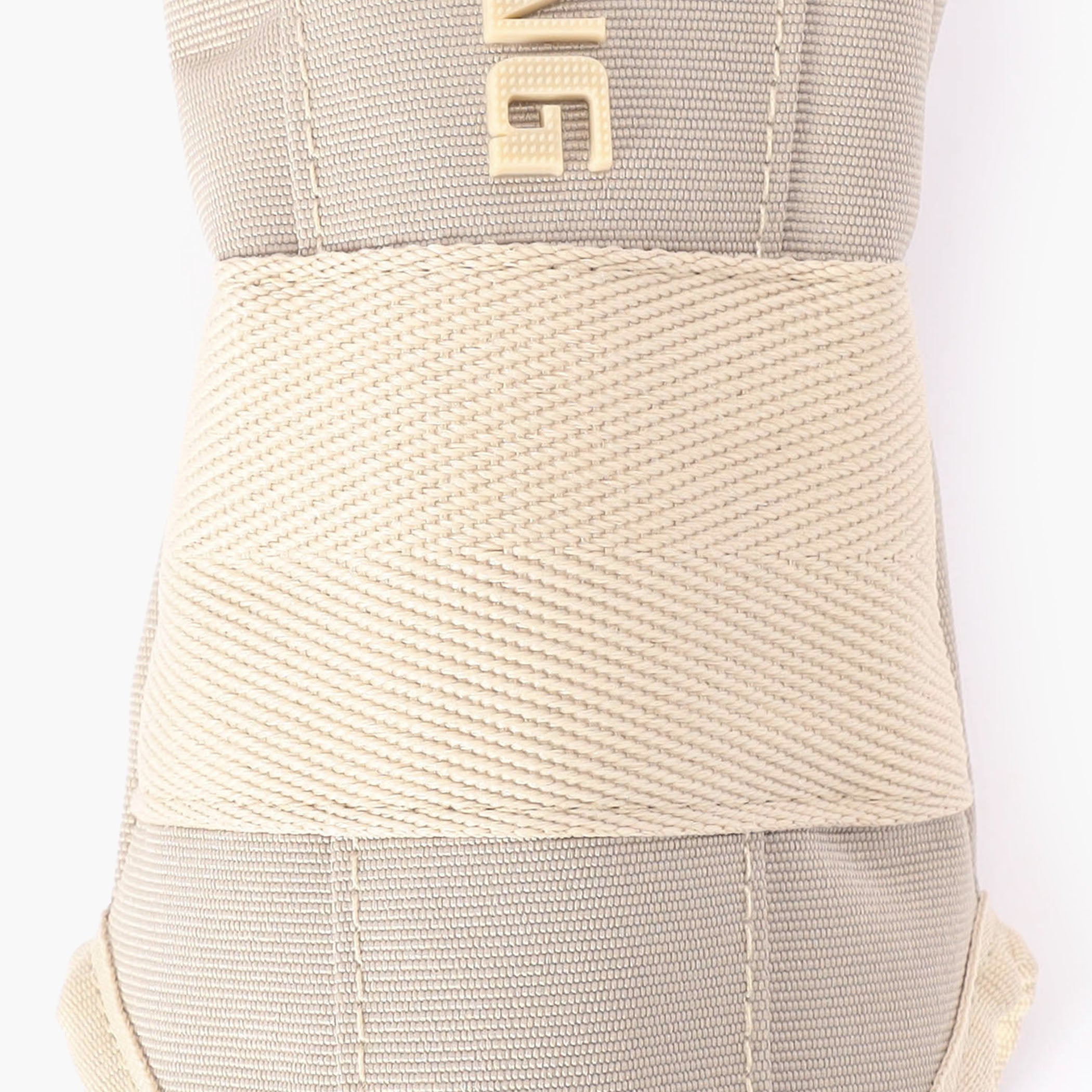 GRIP UTILITY COVER NC