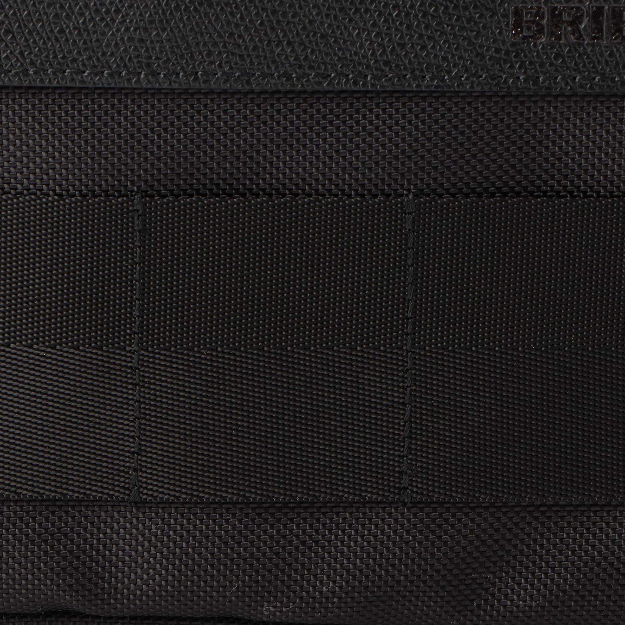 FUSION MOBILE POUCH