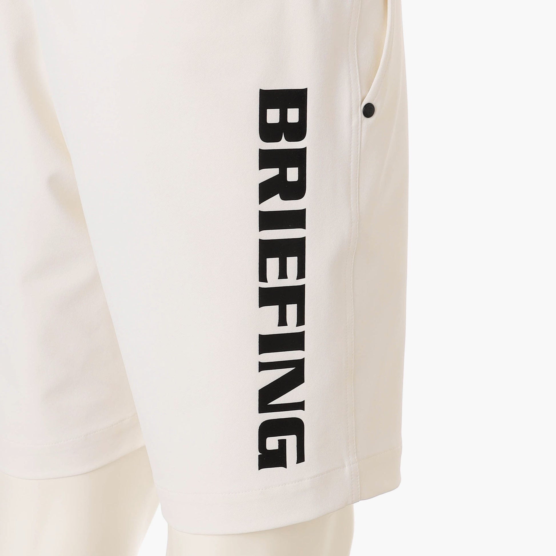 BRIEFING MEN’S WR LOGO SHORT PANTS, Apparels, Golf