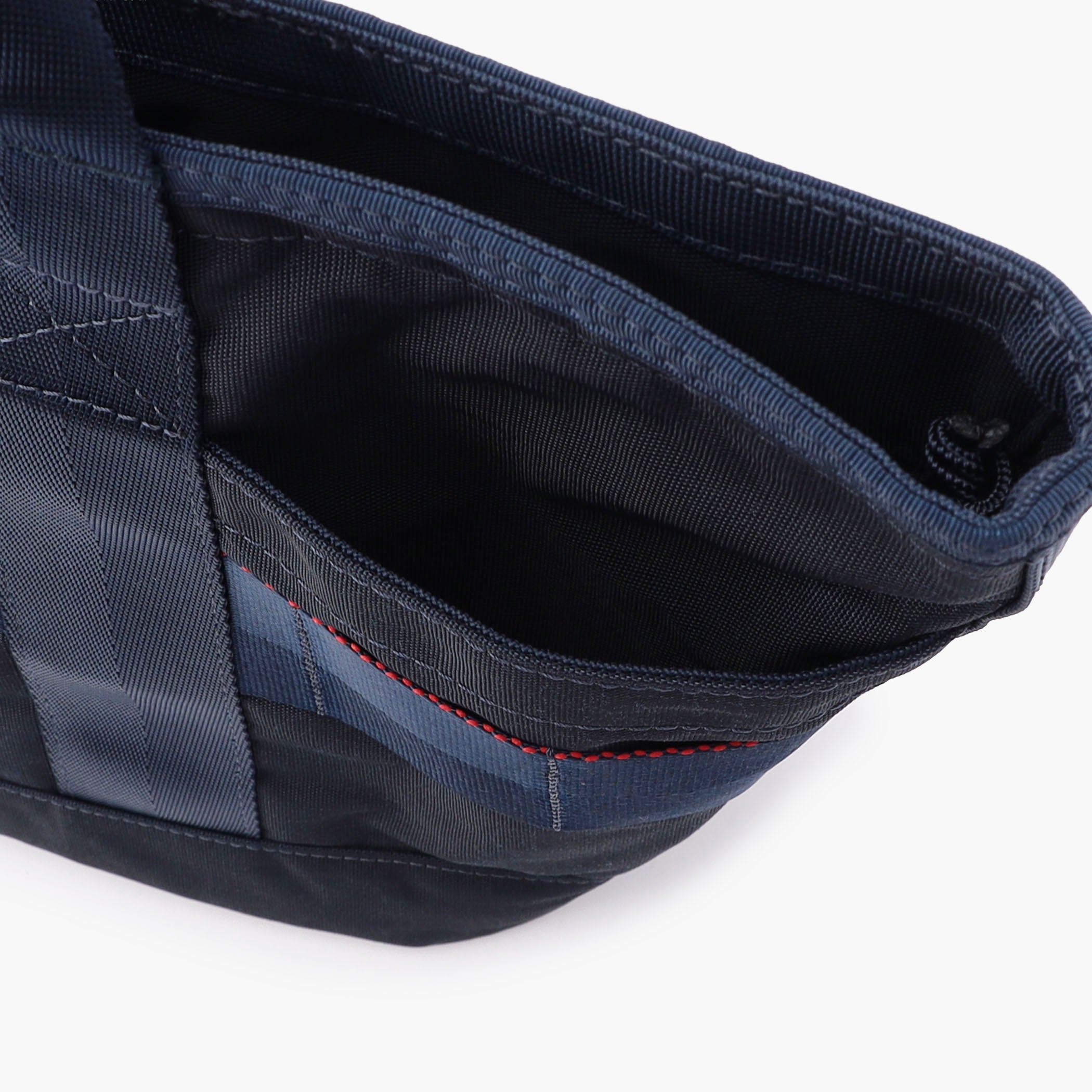 DISCRETE TOTE SM MW GENII