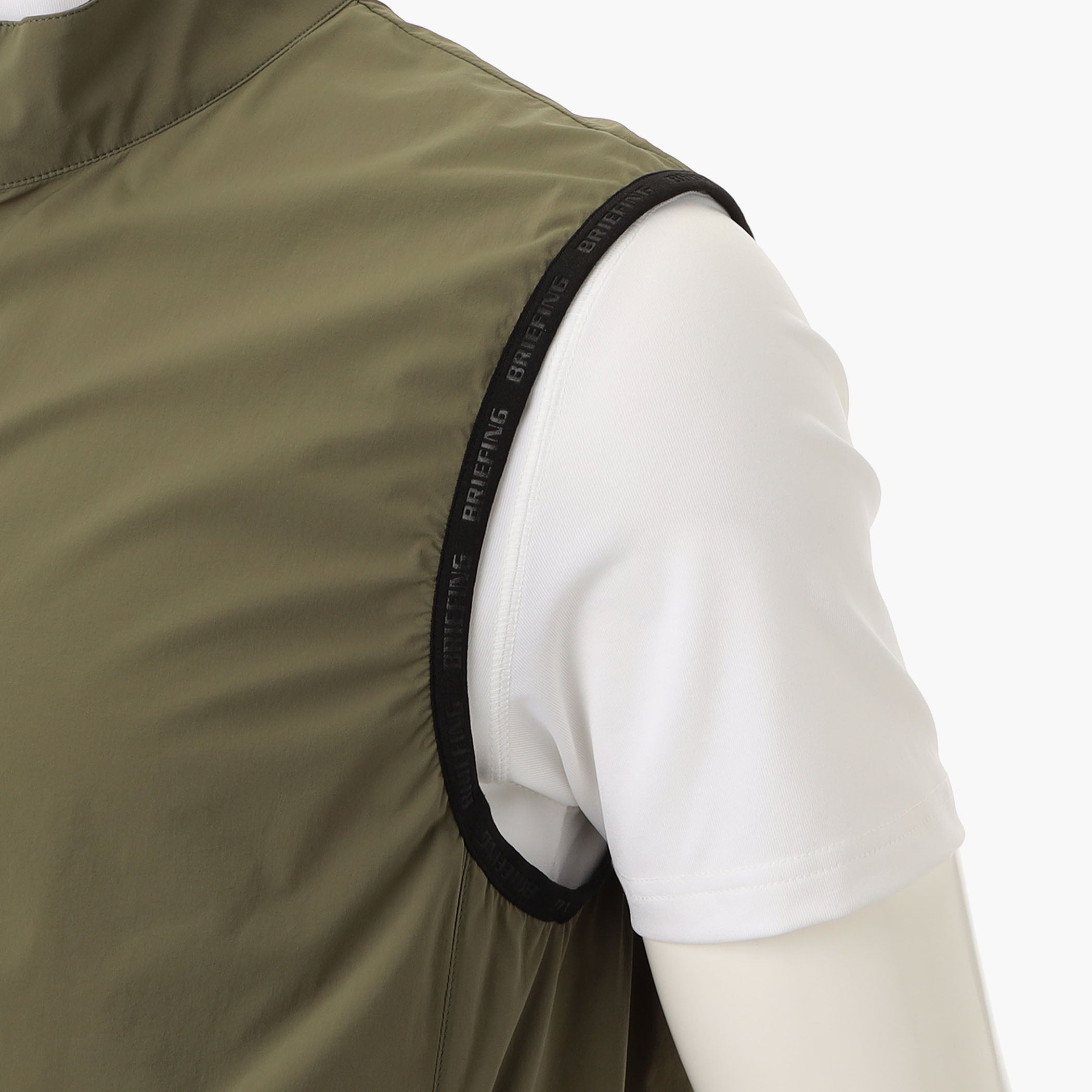 MEN’S POCKETABLE WIND VEST