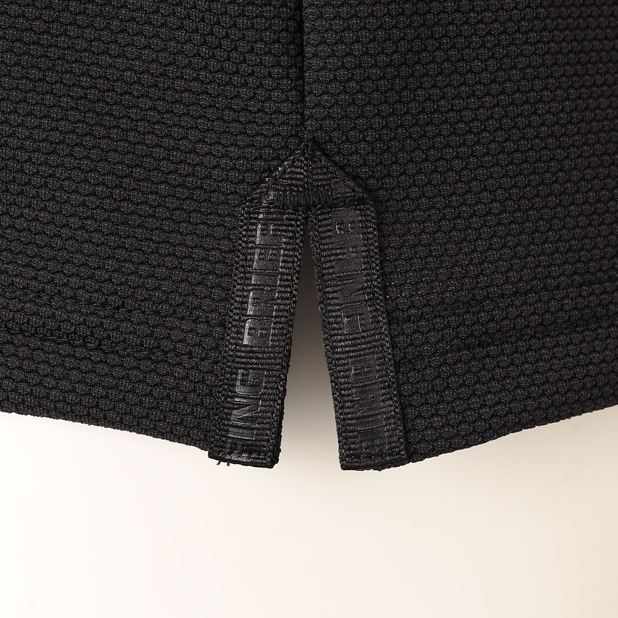 REF WOMEN’S MINI LINE HIGHNECK