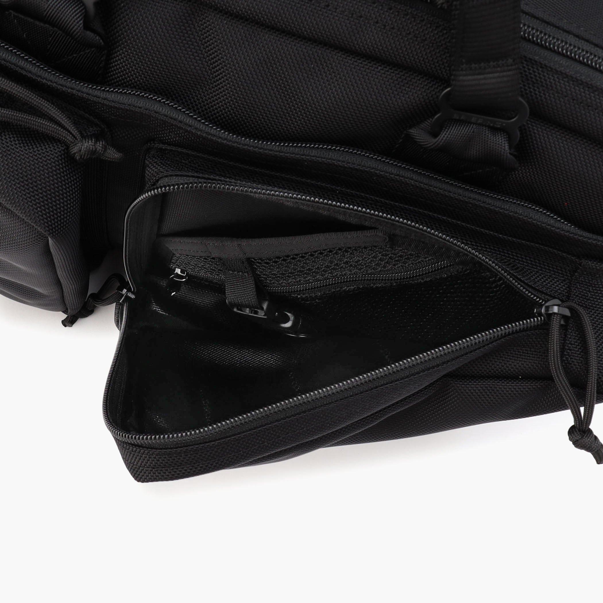 NEO TRINITY LINER – BRIEFING Official Online Store