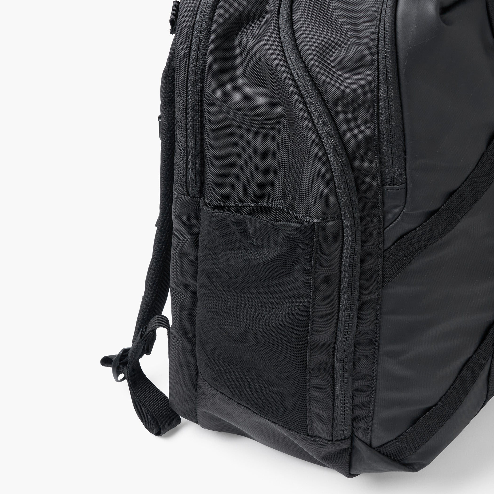 TRAVEL PACK