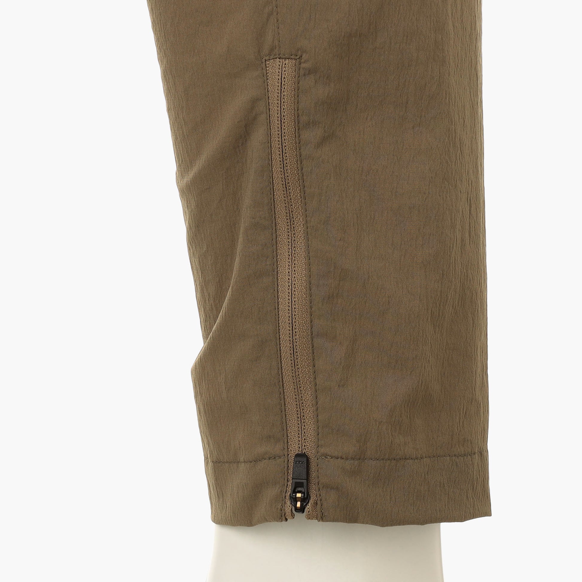 BRIEFING CE MEN'S NYLON HEM ZIP CARGO PANTS, Apparels, Golf