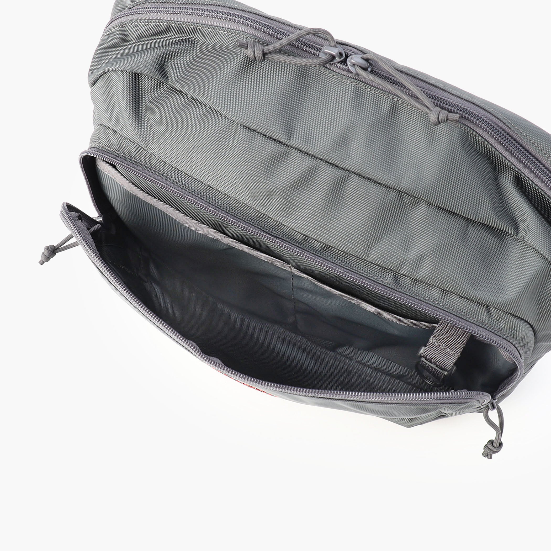 バッグ BRIEFING BS BOX SHOULDER M AG BS BOX SHOULDER M AG Durable ROBIC Nylon Shoulder Bag - BRIEFING