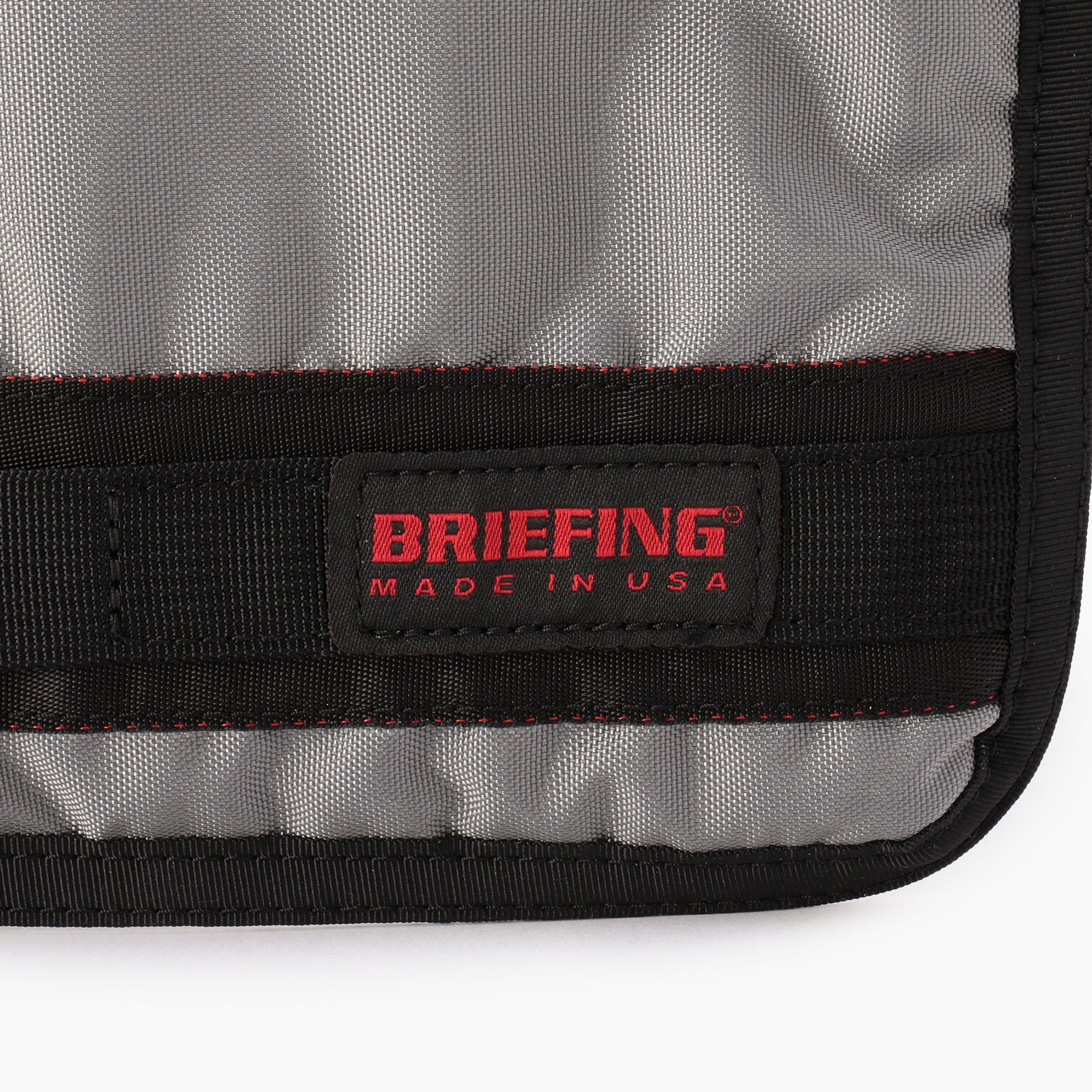 PC 14 SLEEVE Lightweight Laptop Sleeve - BRIEFING Official