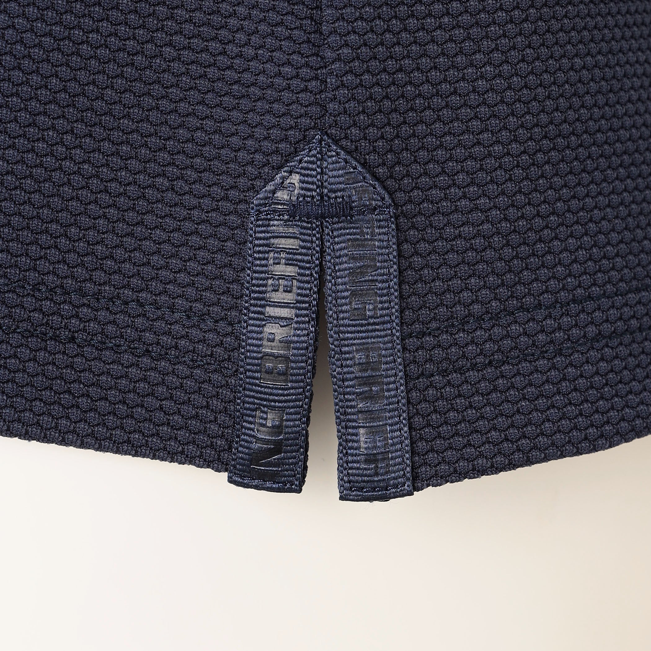 REF WOMEN’S MINI LINE HIGHNECK