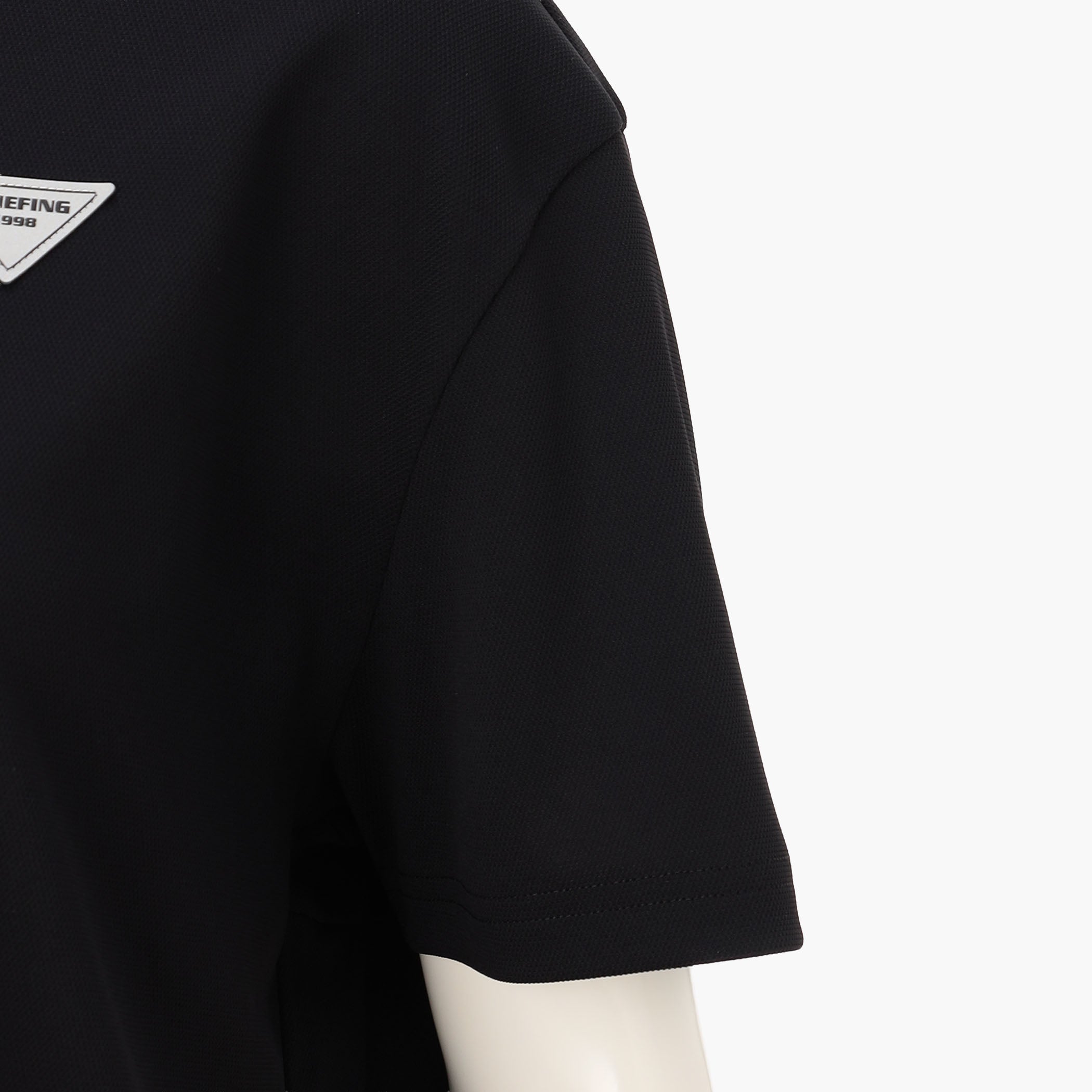 REF WOMEN’S BACK PLEATED HIGHNECK