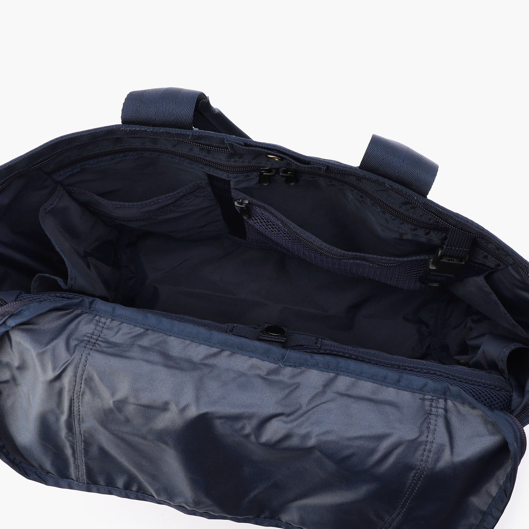 DISCRETE TOTE M MW GENII Smart Storage Business Tote - BRIEFING