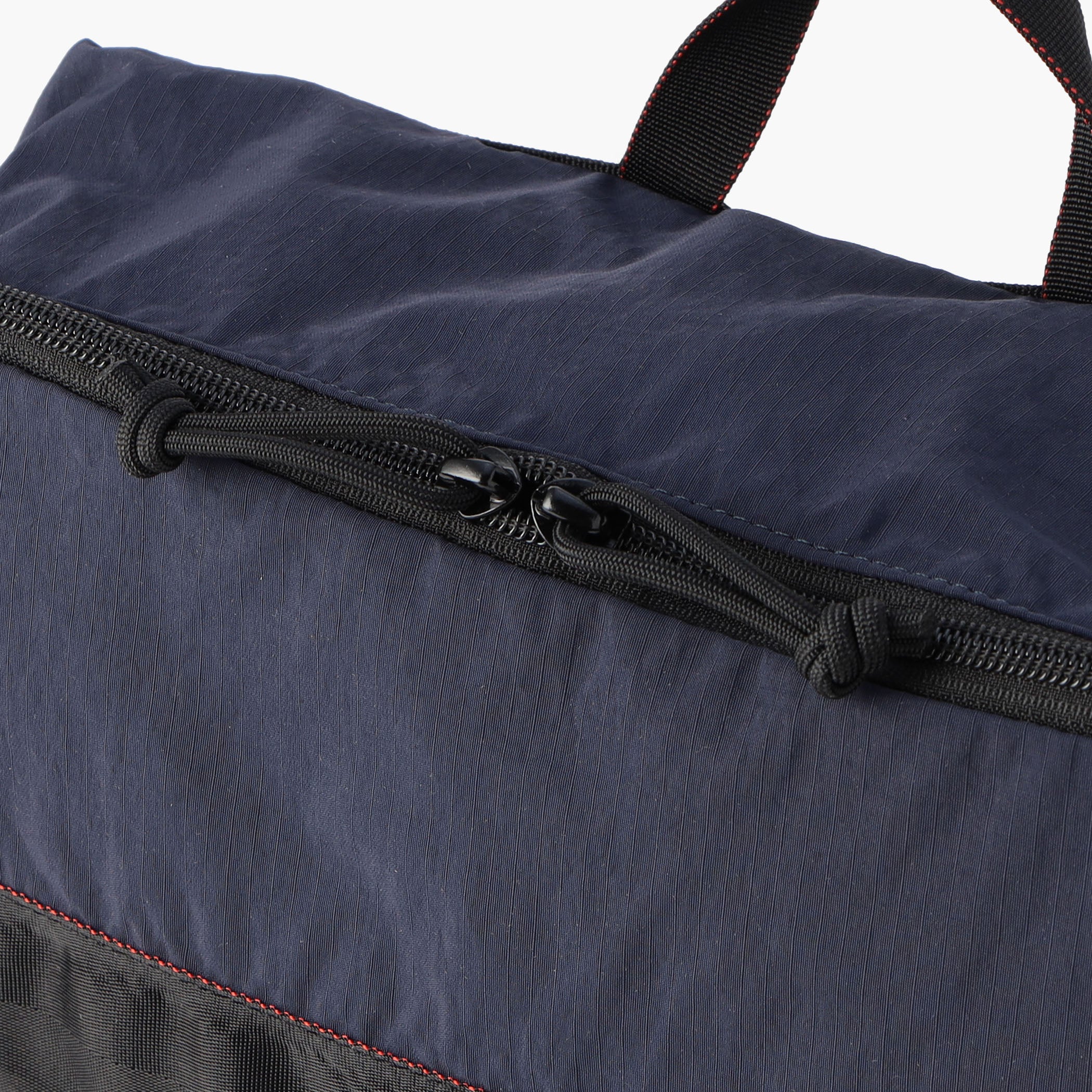 TRAVEL POUCH M
