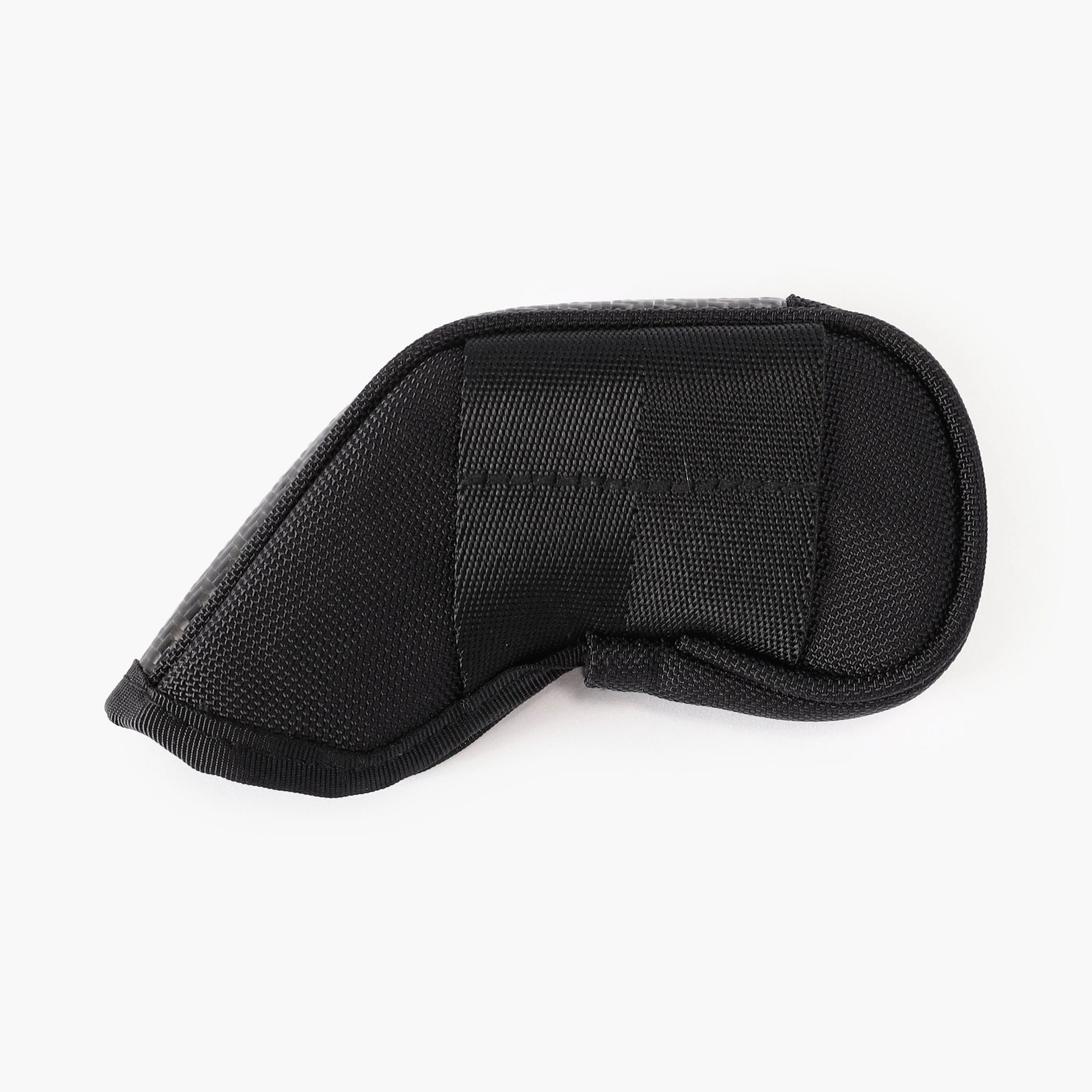 BRIEFING SEPARATE IRON COVER MAG PREMIUM CARBON, Goods, Golf