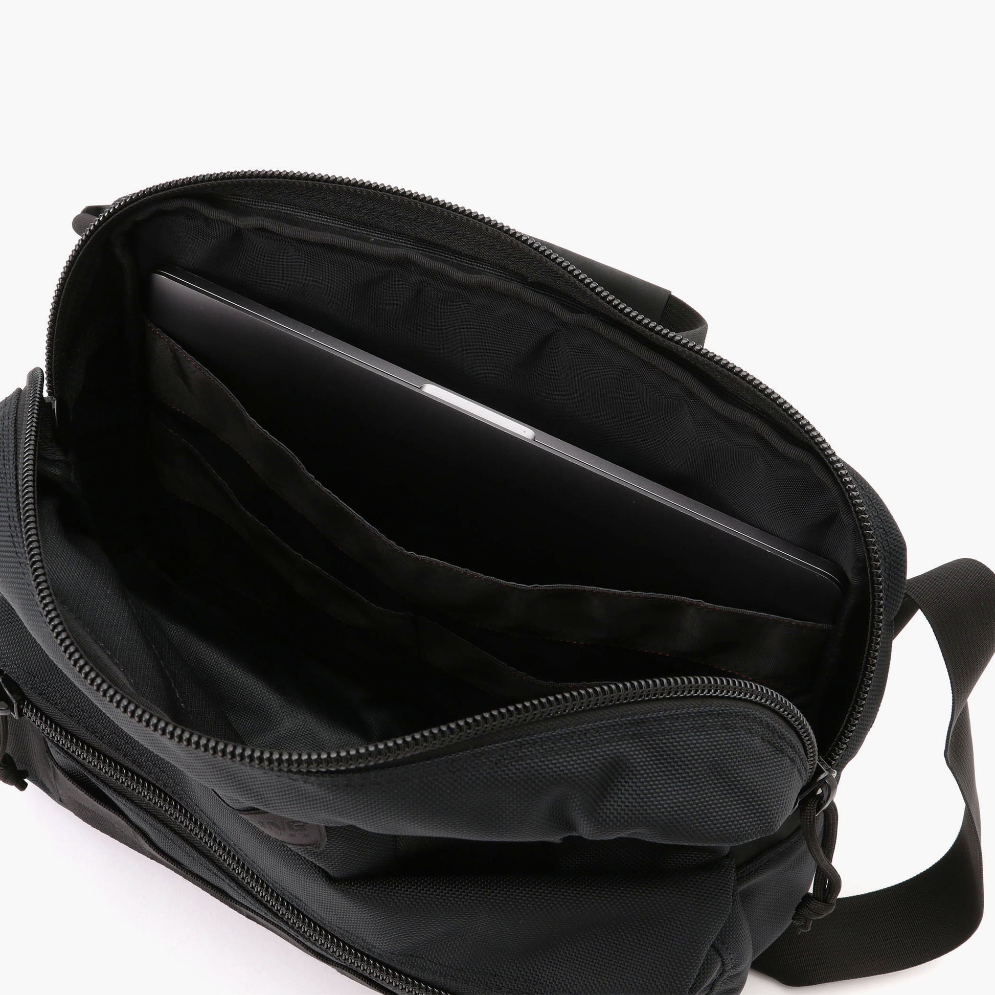 BRIEFING DELTA SLASHER M SQD, Bags, Business