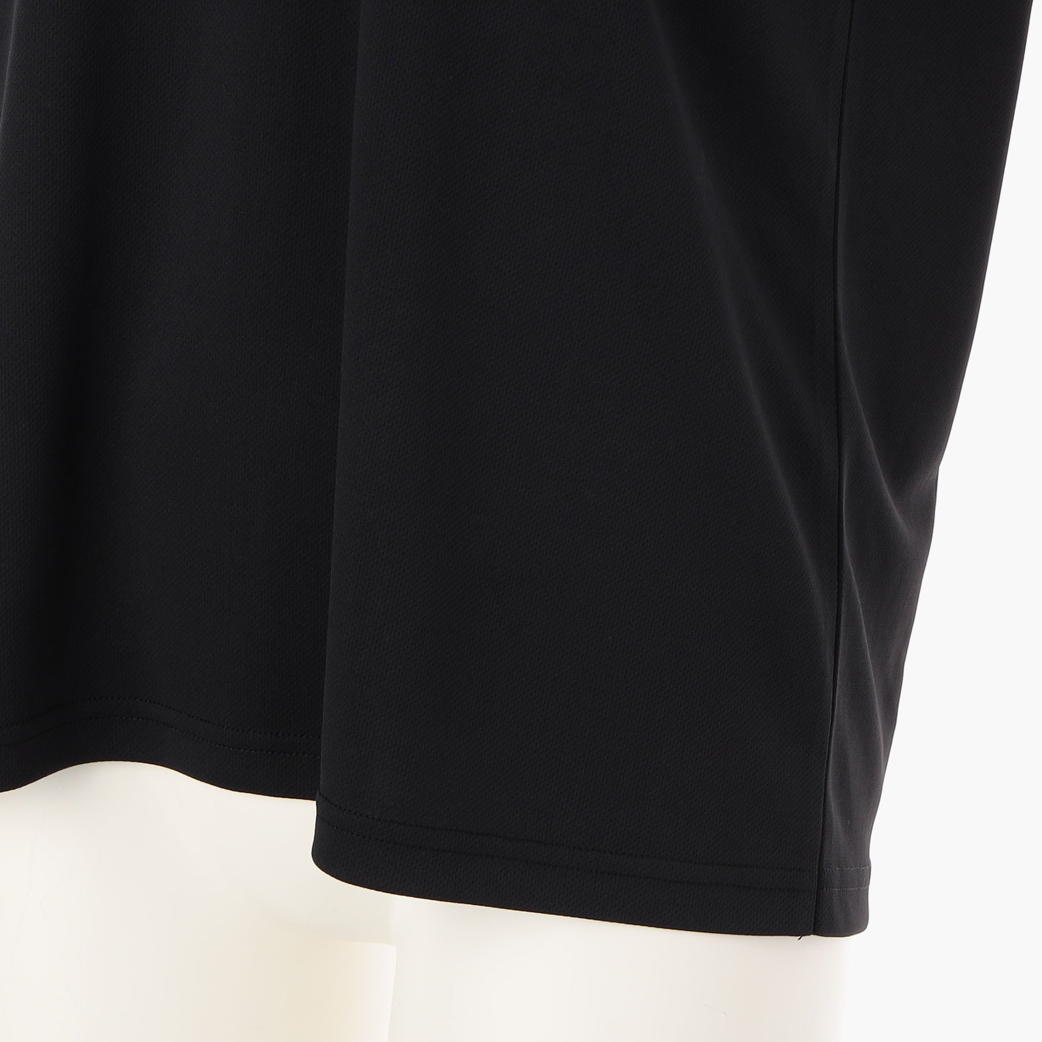 WOMEN’S BACK FLARE POLO