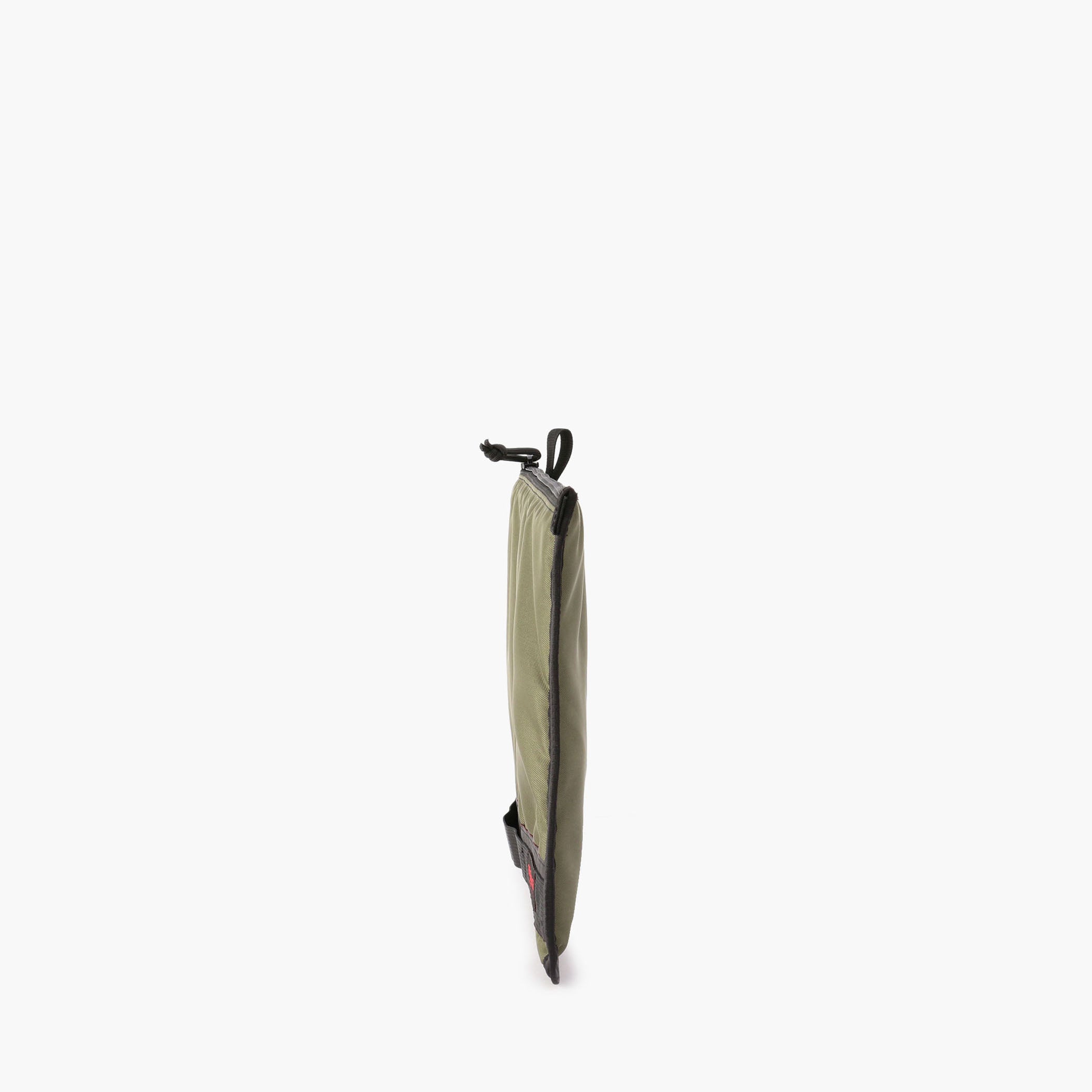 PC 14 SLEEVE Lightweight Laptop Sleeve - BRIEFING Official