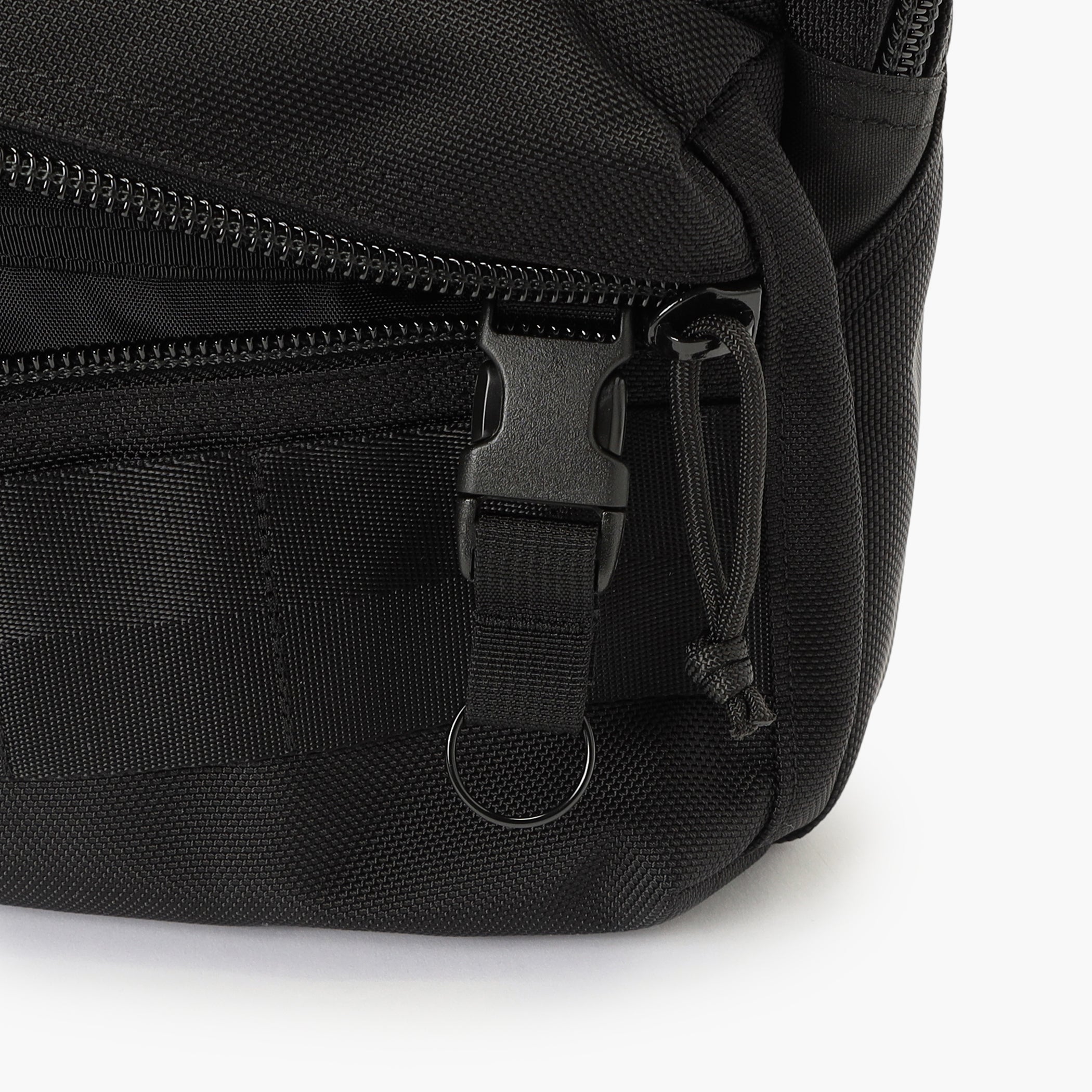 着脱式キーリングを搭載しました。