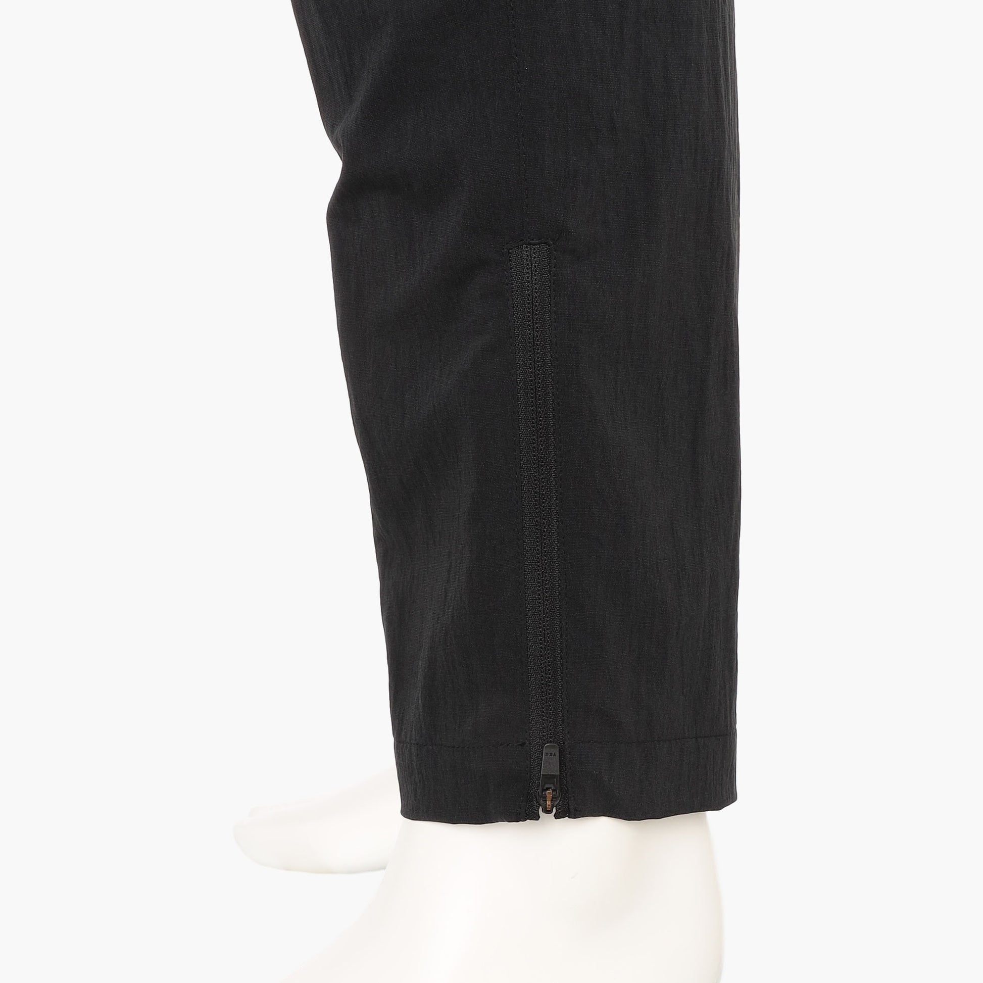 BRIEFING CE MEN'S NYLON HEM ZIP CARGO PANTS, Apparels, Golf