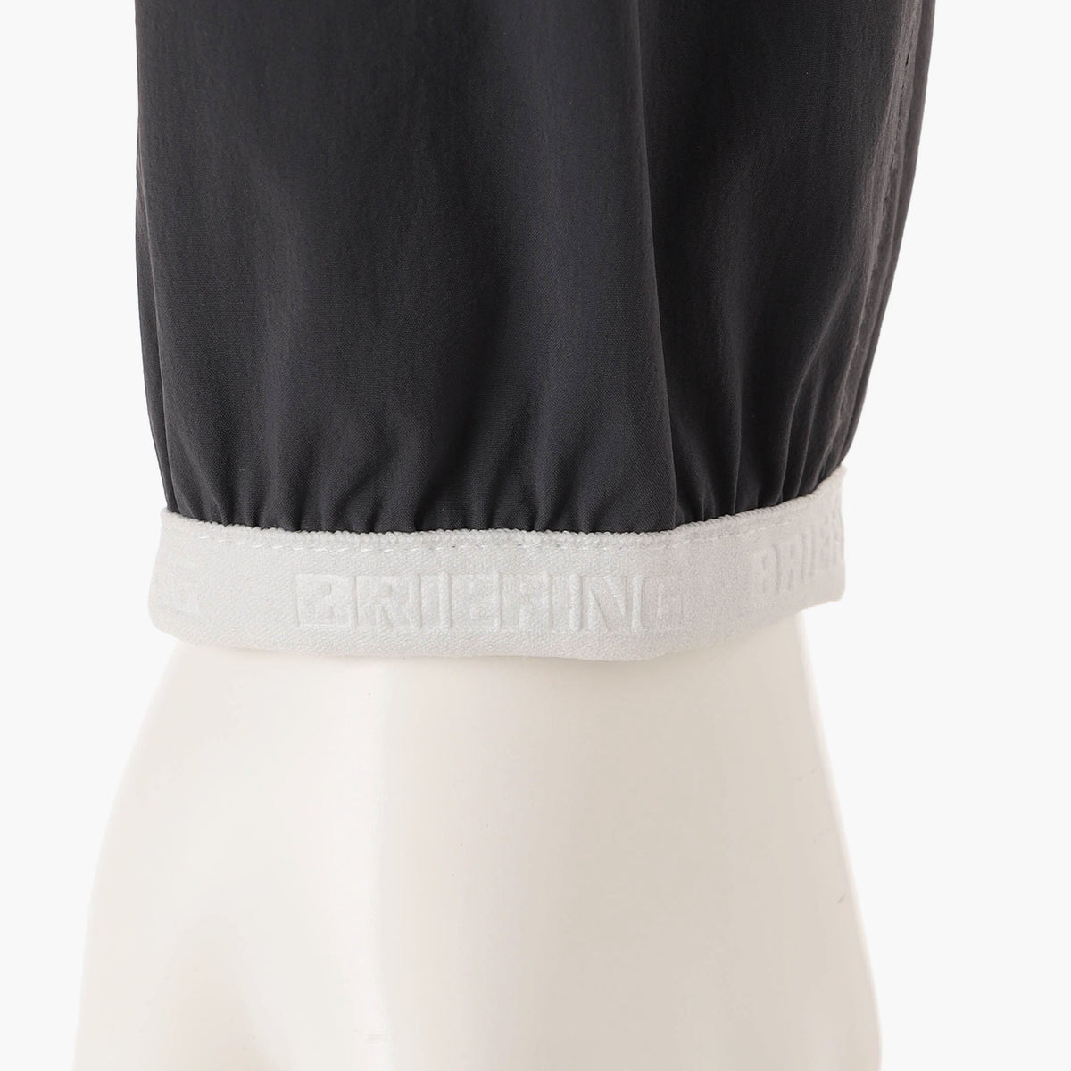 WOMEN’S WIND ANORAK