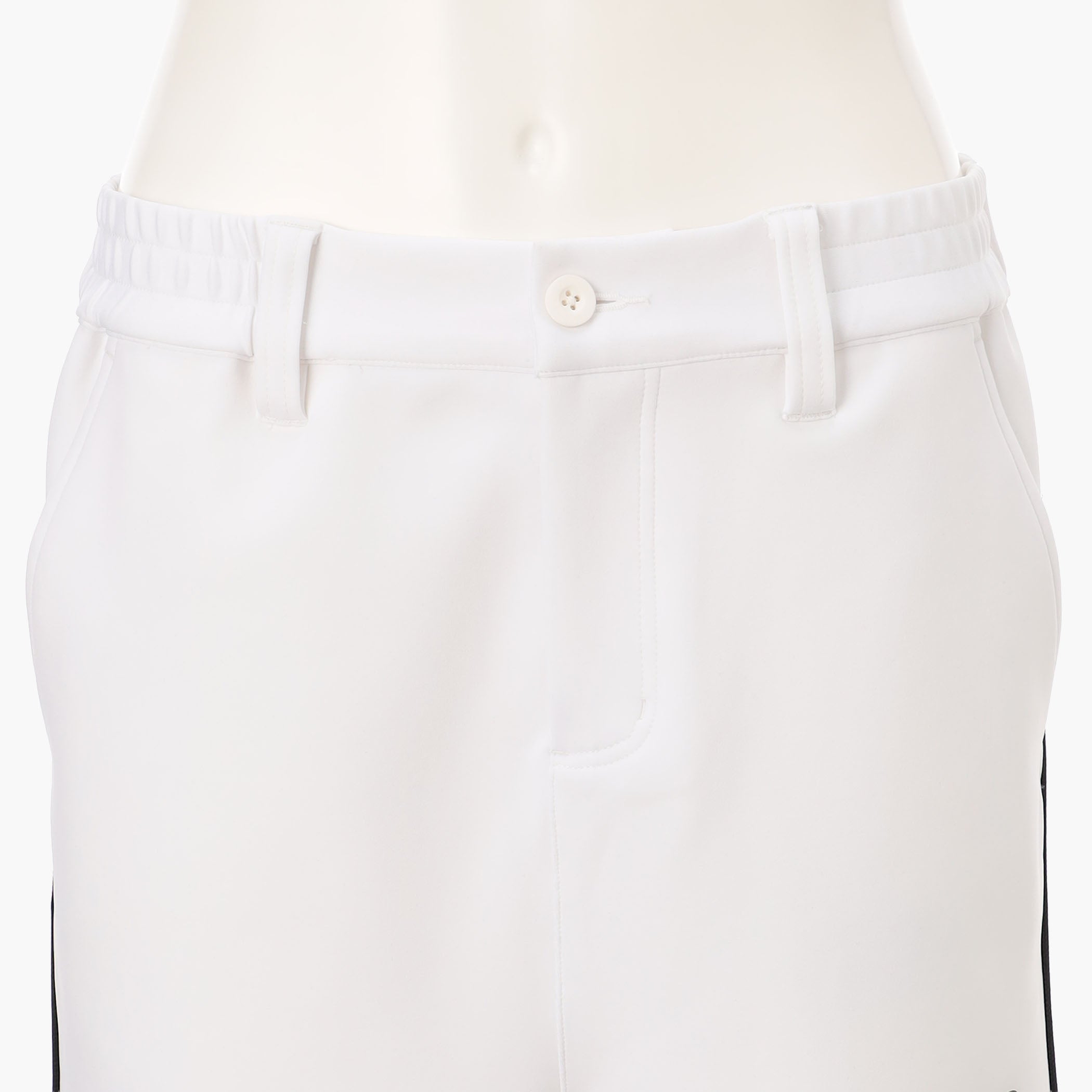 WOMEN’S PIPING SHORT PANTS
