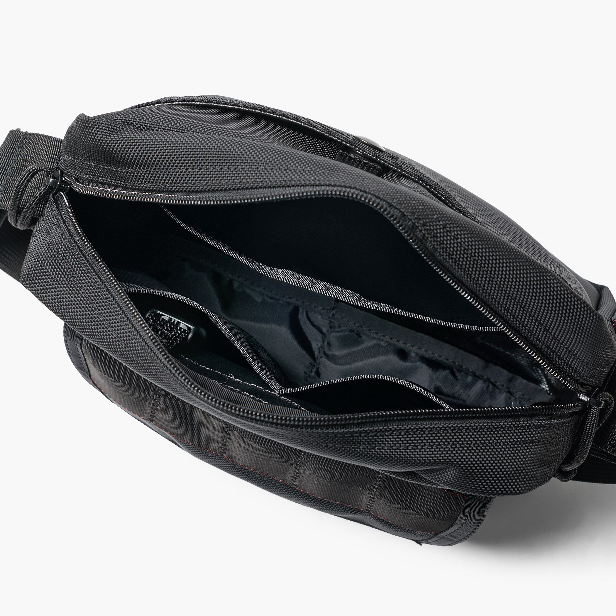 MAG SHOULDER S Ballistic Nylon Shoulder Bag - BRIEFING Official
