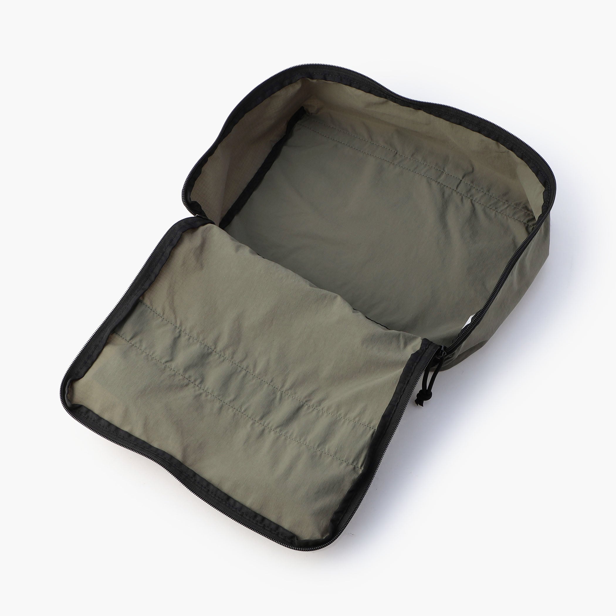 TRAVEL POUCH M