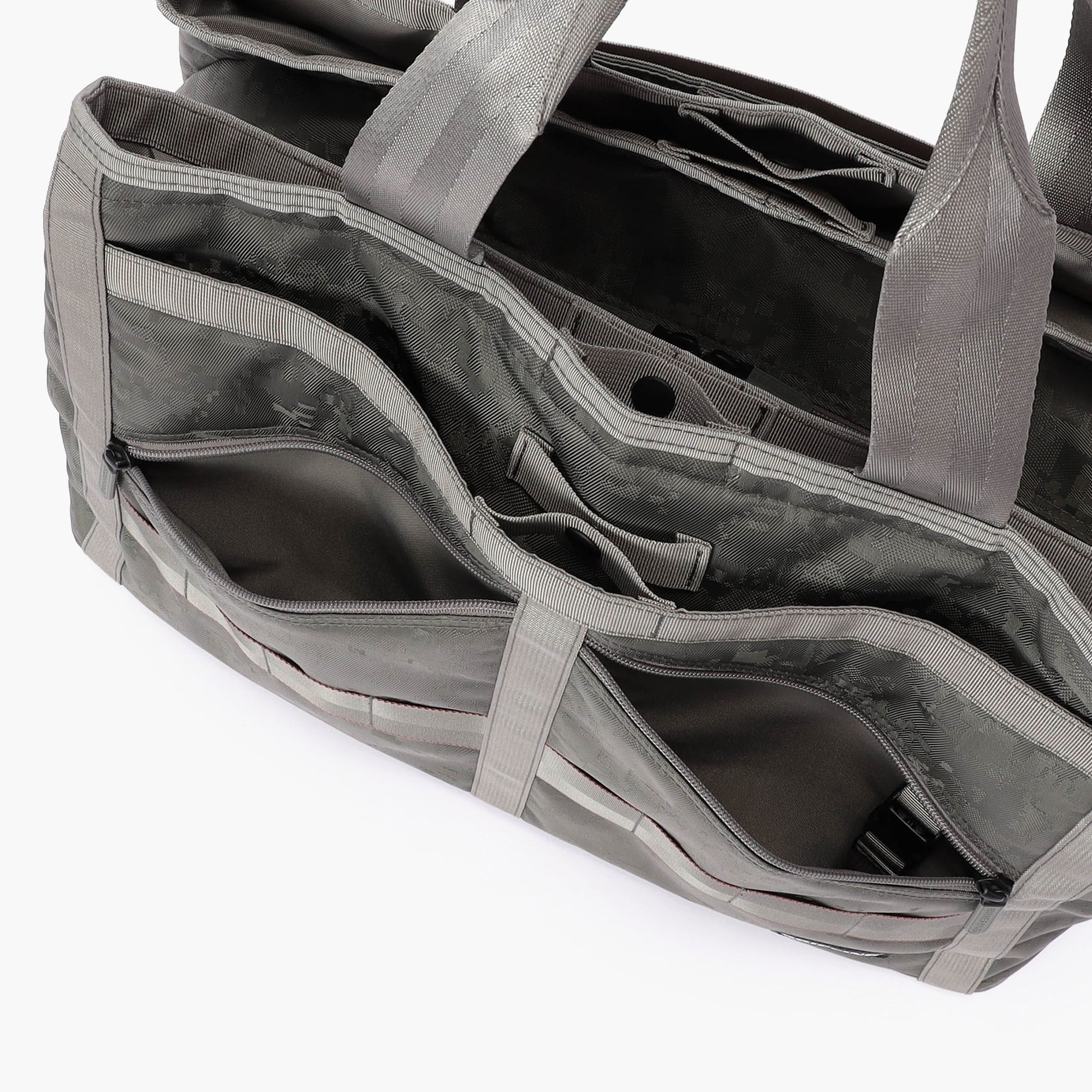 BRIEFING NEO 3ROOMS WIRE DIGITAL CAMO JQ, Bags, Golf