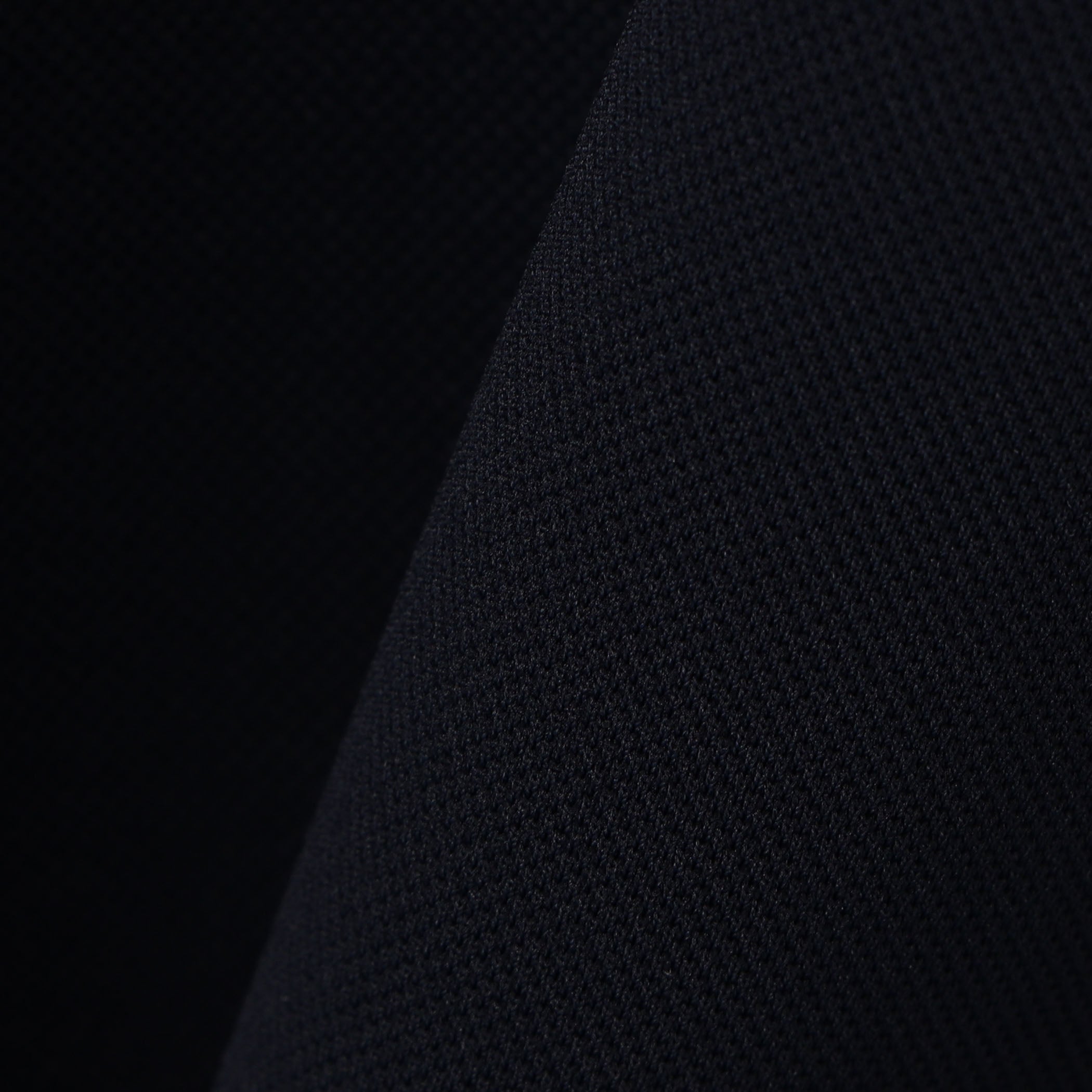 WOMEN’S BACK PLEATED POLO