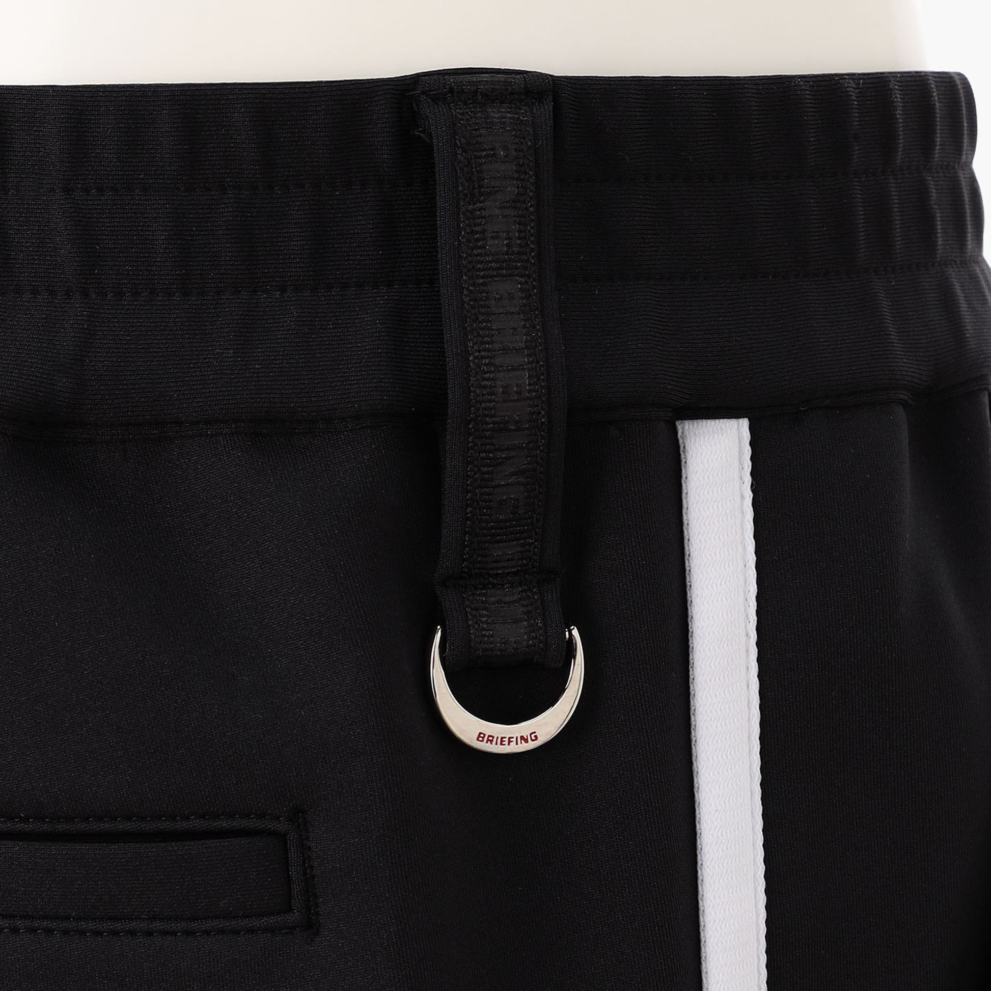 BRIEFING WOMEN’S PIPING SHORT PANTS, Apparels, Golf