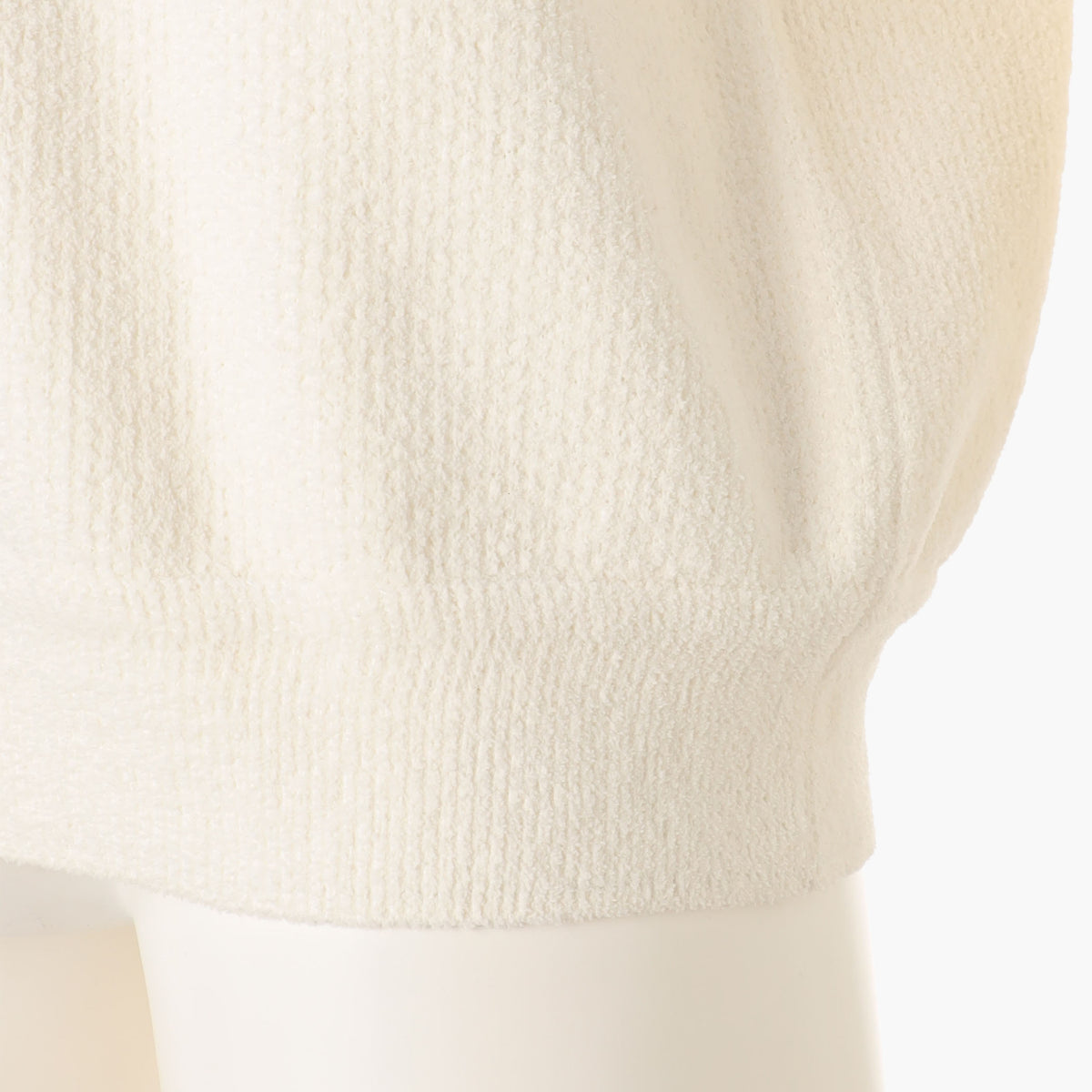 MEN’S AIRY YARN KNIT CREWNECK