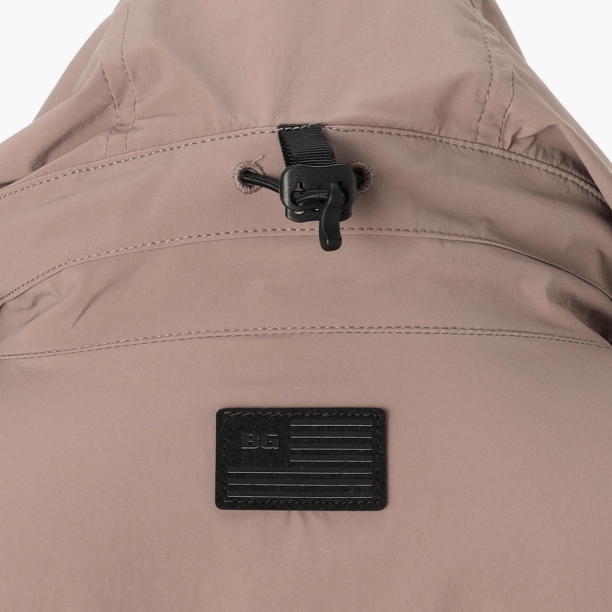 WOMEN’S WIND ANORAK