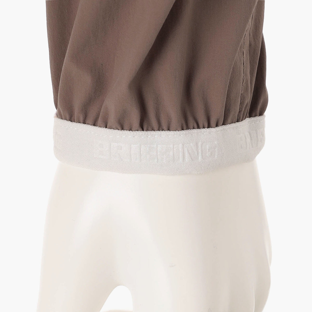 WOMEN’S WIND ANORAK