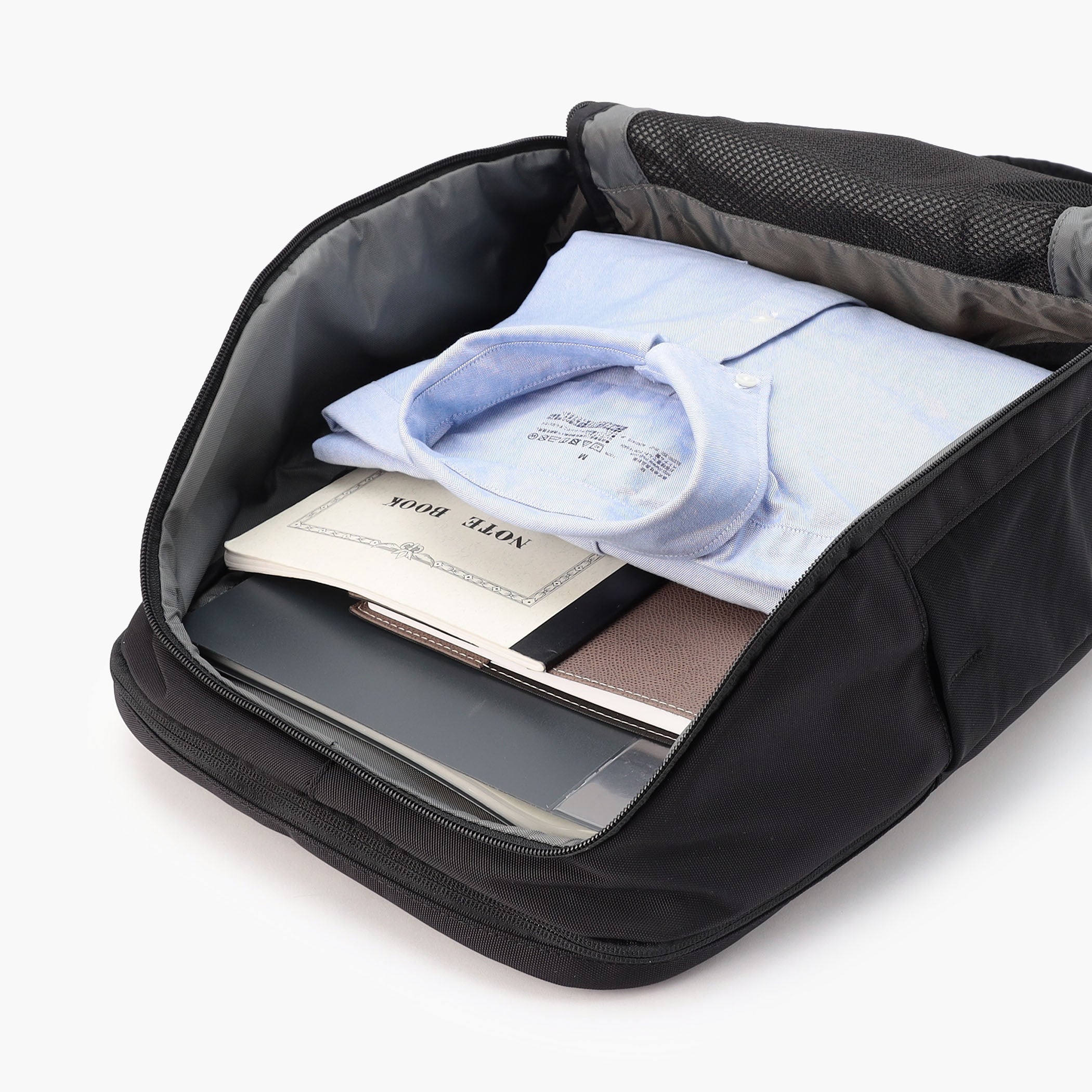 TRAVEL PACK