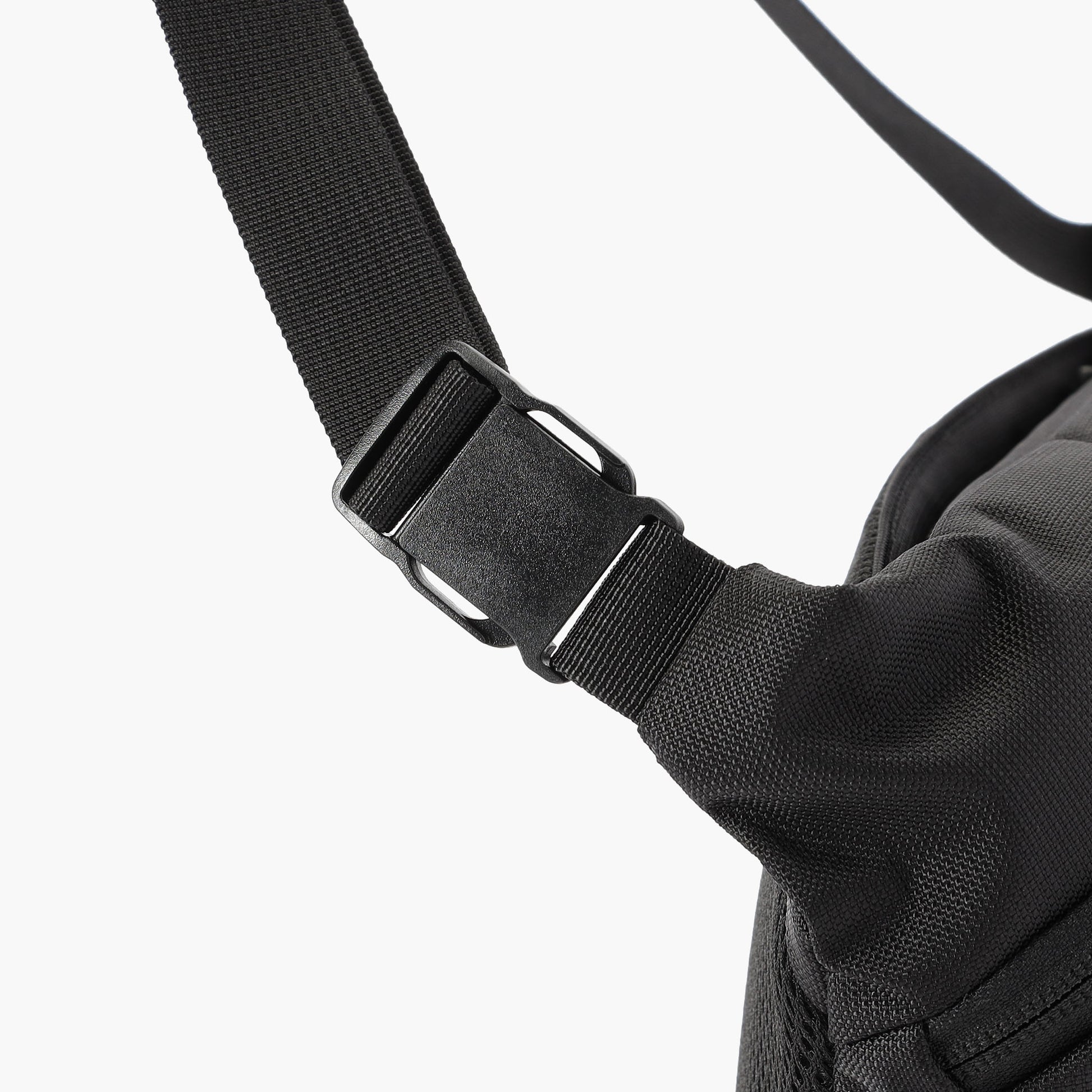 BRIEFING MFC CROSS BODY BAG, Bags, Business