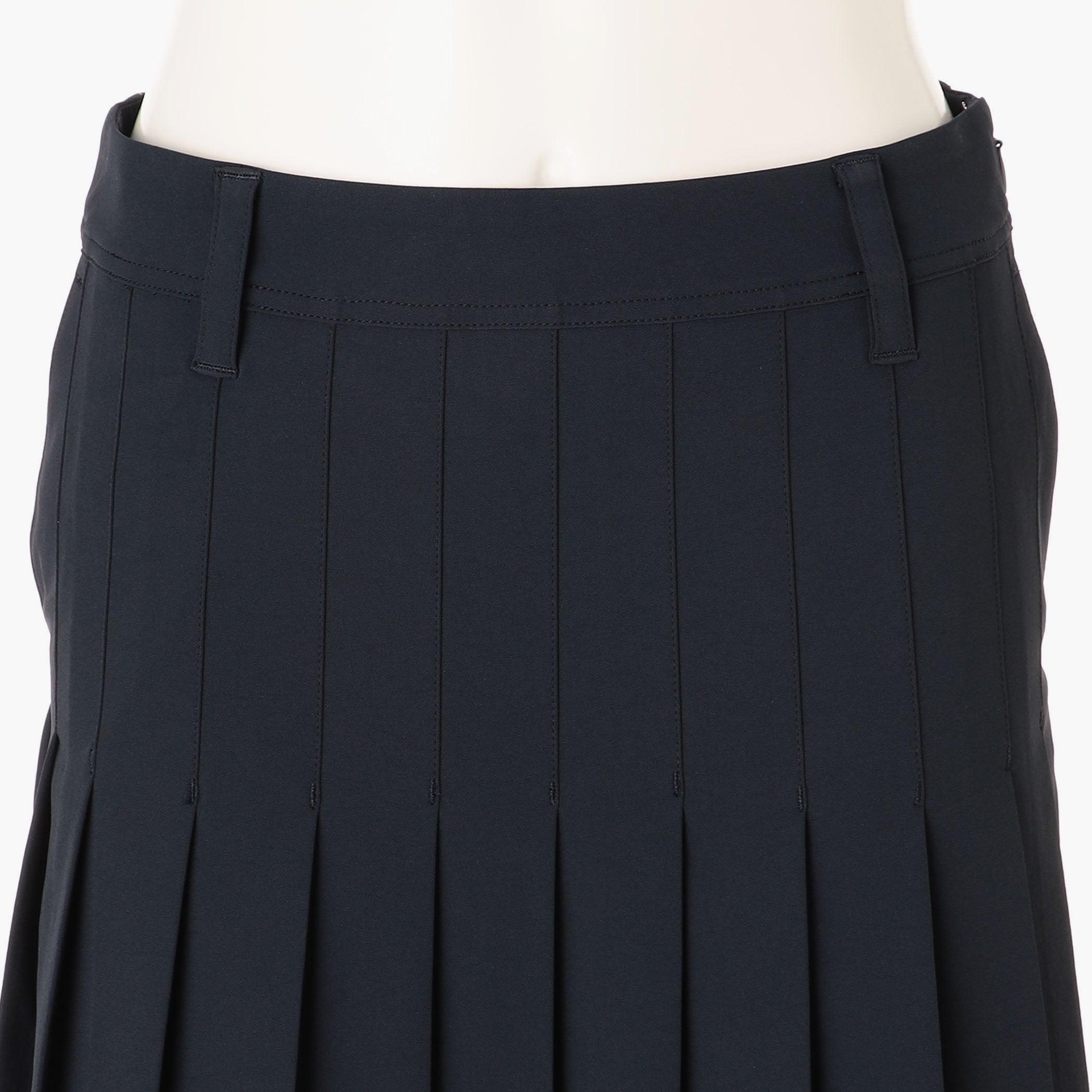 REF WOMEN’S STRETCH PLEATED SKIRT