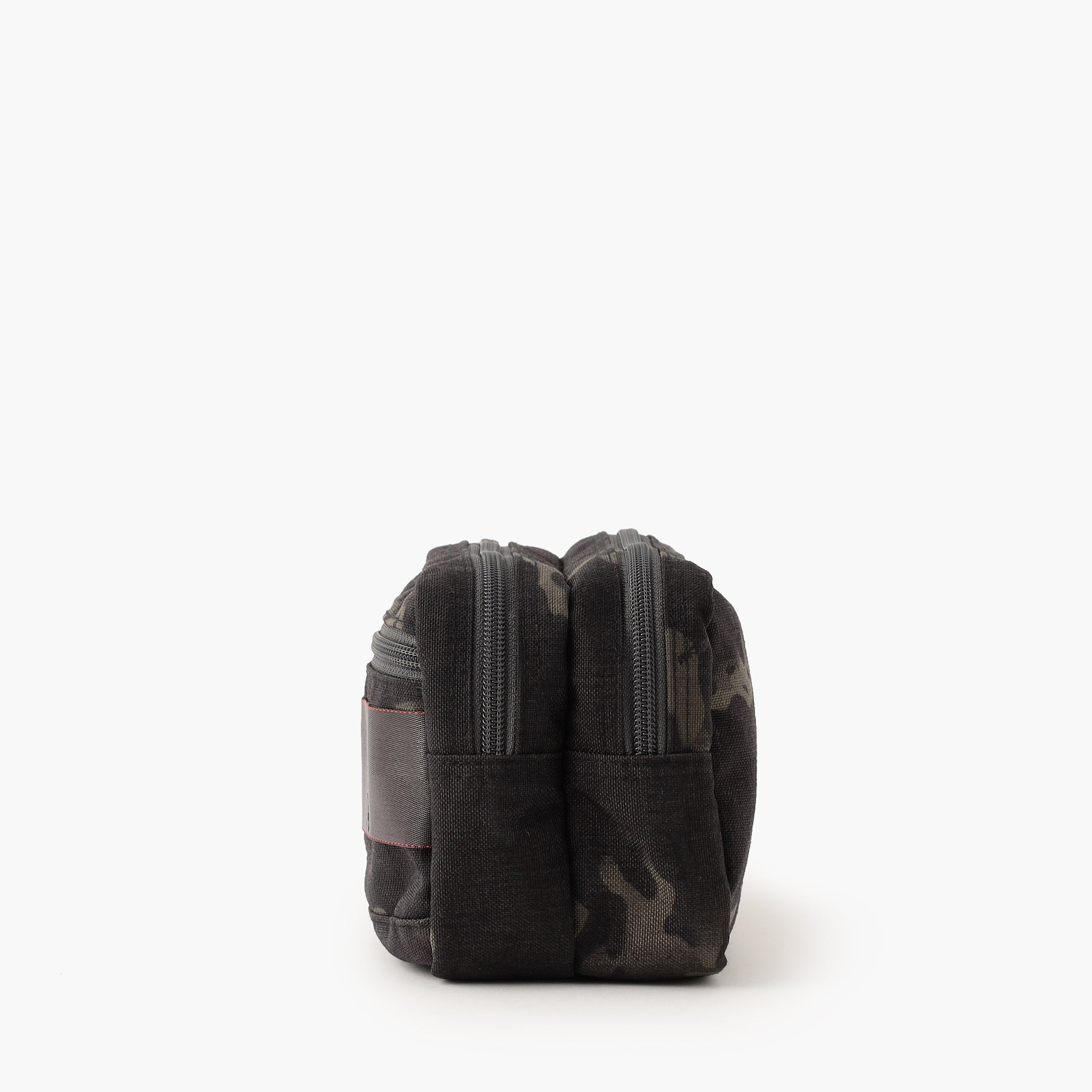TURF DOUBLE ZIP POUCH 1000D