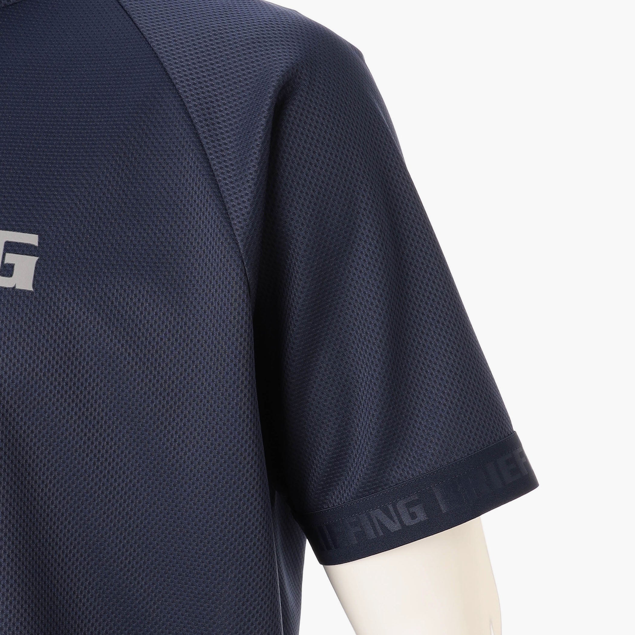 REF MEN’S HEM LOGO HIGHNECK