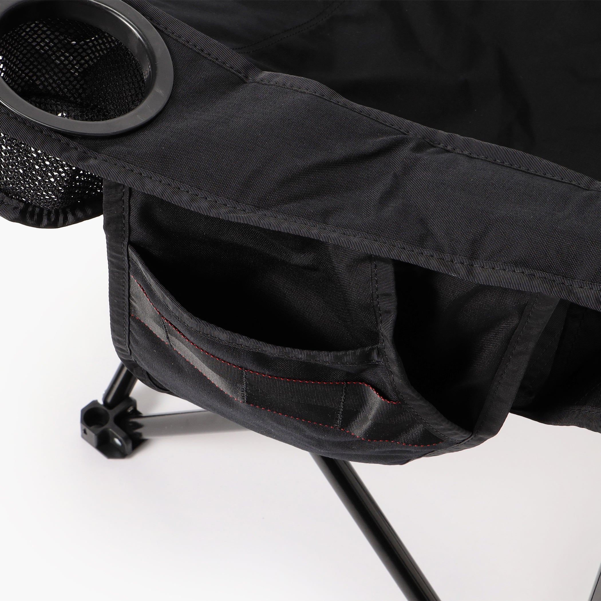FOLDING CHAIR