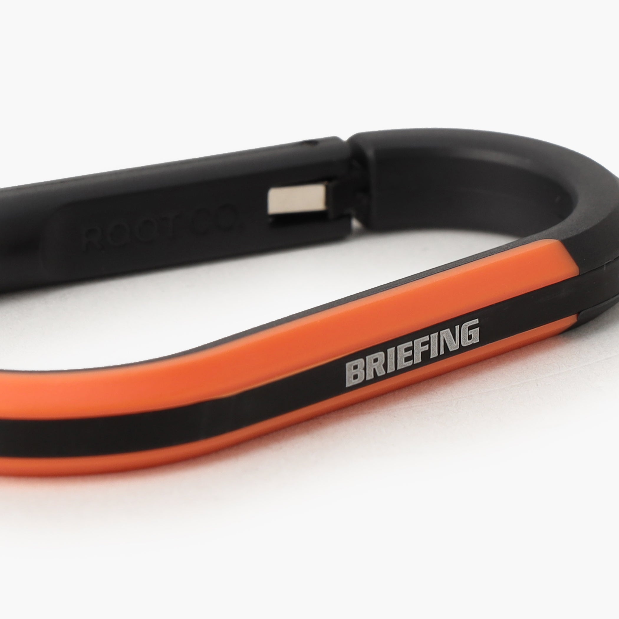 BR×ROOT CO. CARABINER