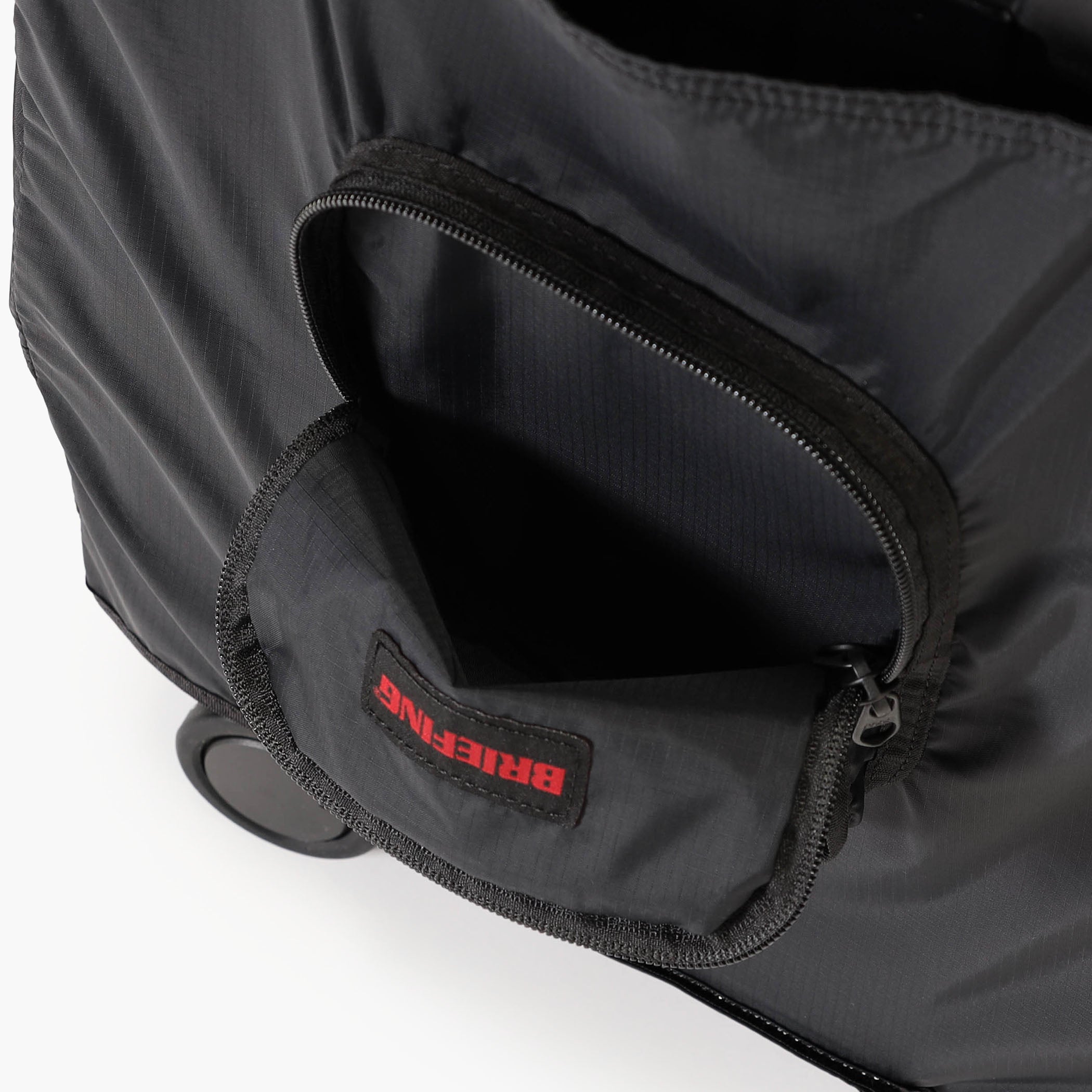 LUGGAGE COVER 01 S